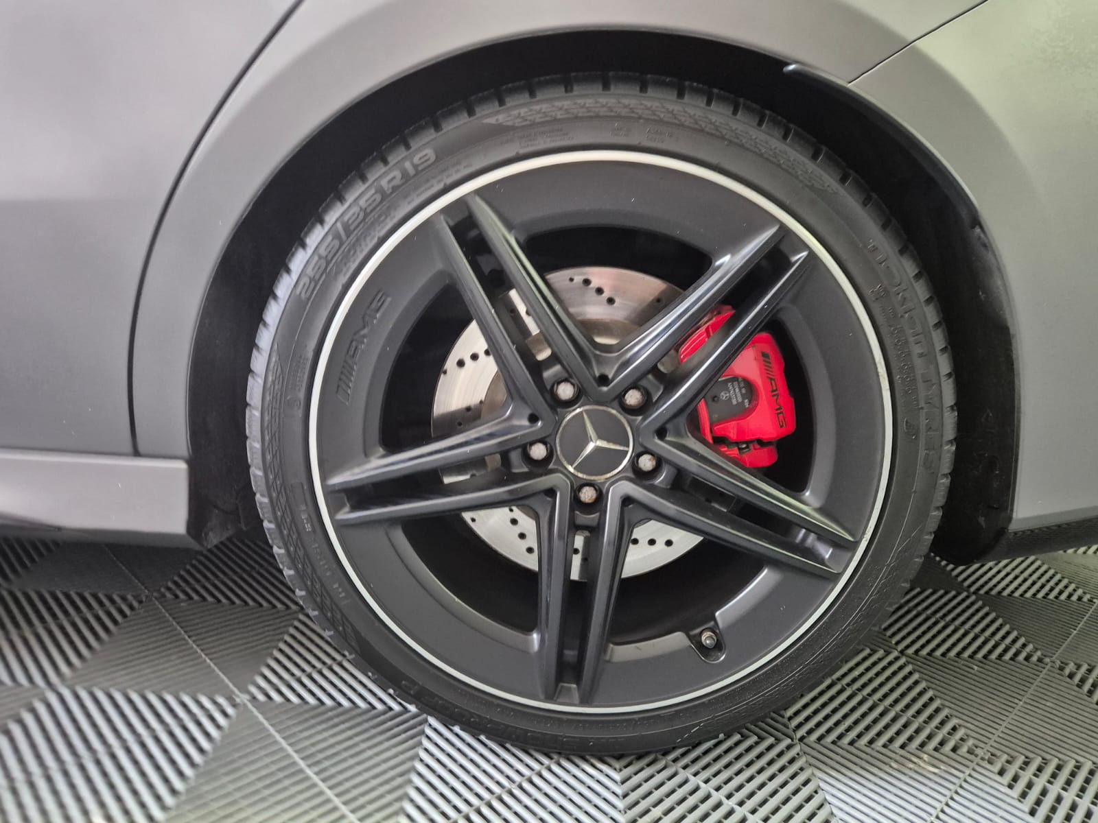 MERCEDES-BENZ CLA 45 S AMG 4Matic+ 8G-DCT *Toit ouvrant *Gris "mat"-image-22