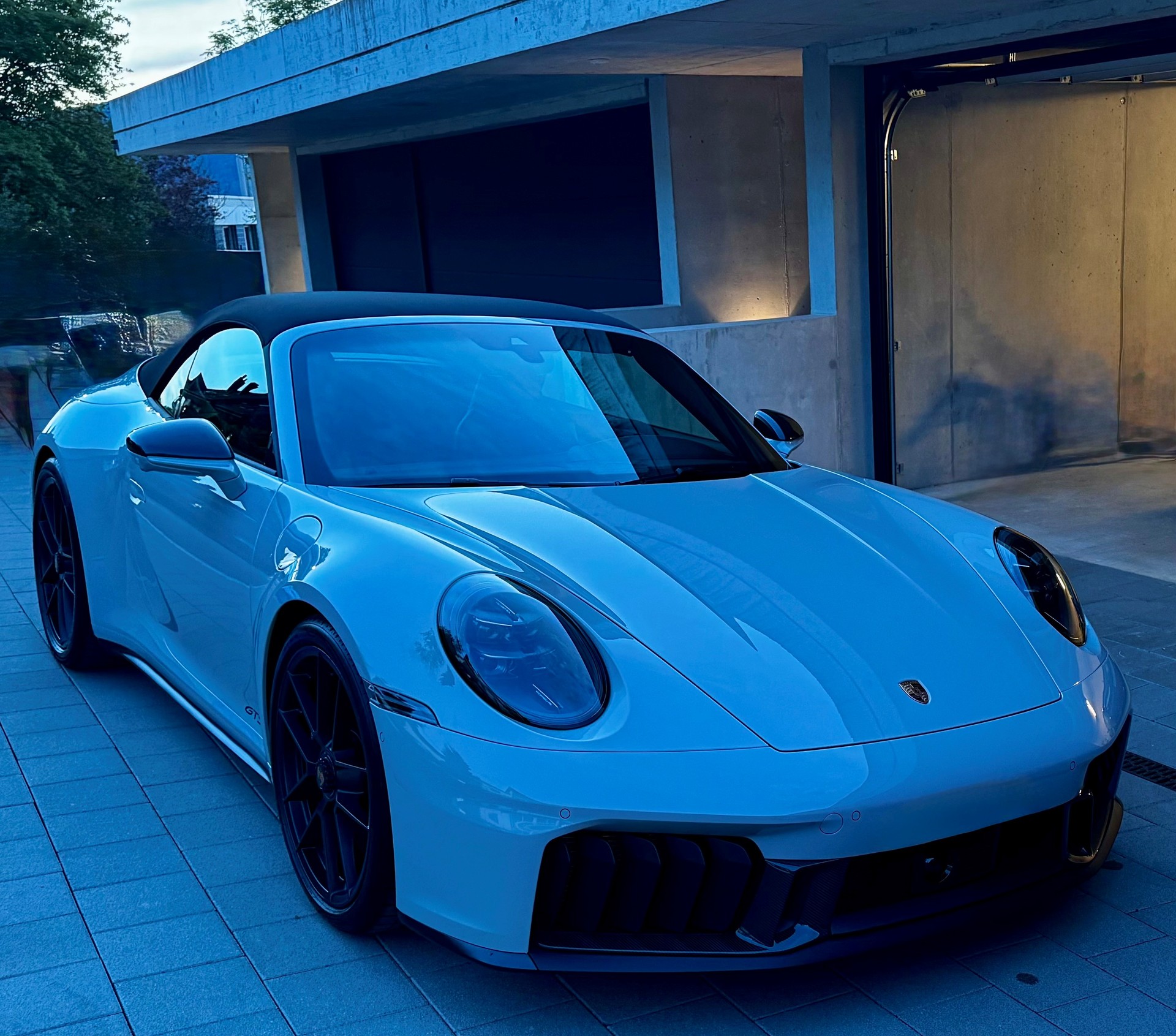PORSCHE 3.6 Carrera 4 GTS PDK-image-8