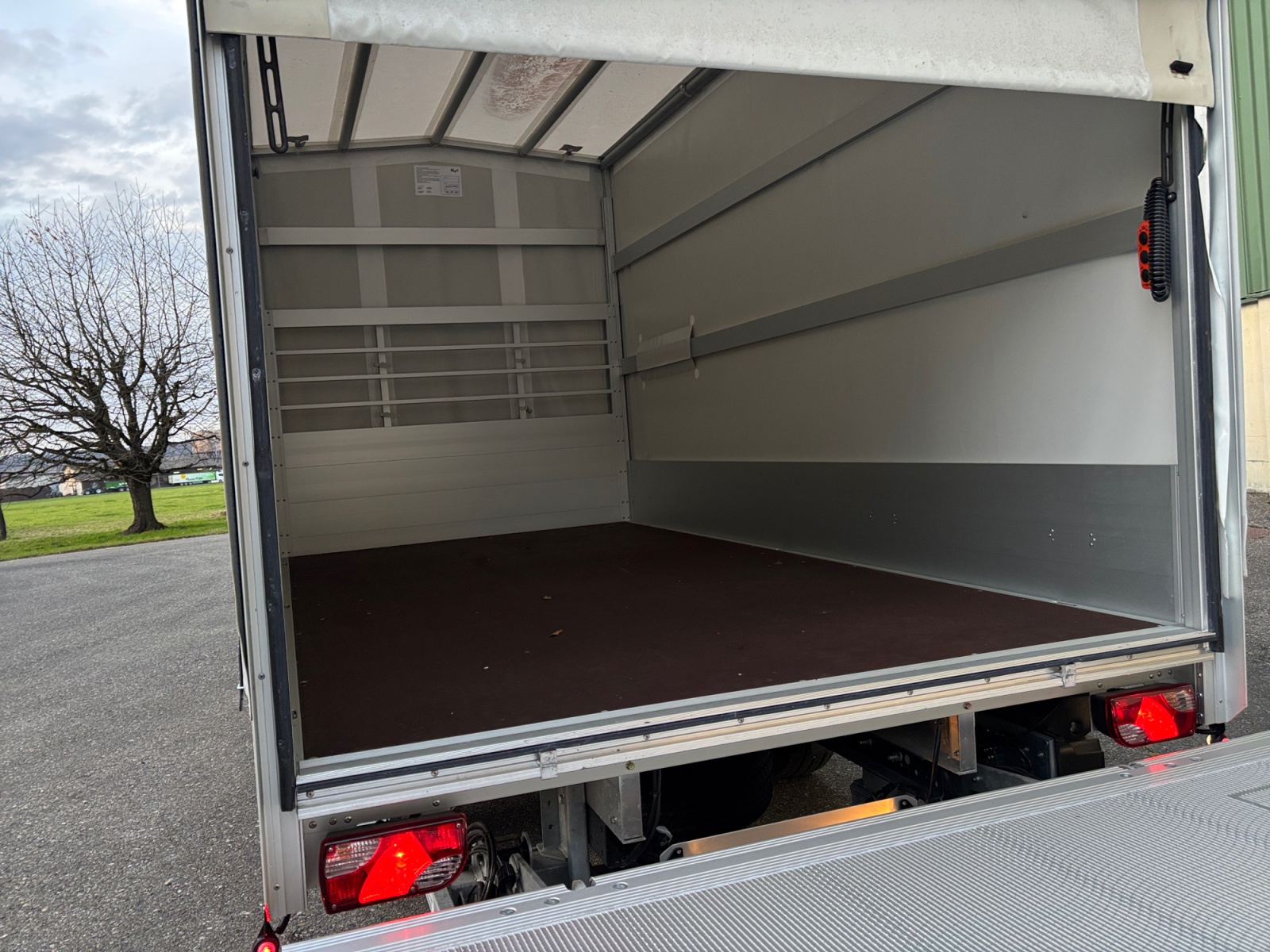 IVECO 35 S 18H A8 D-image-8