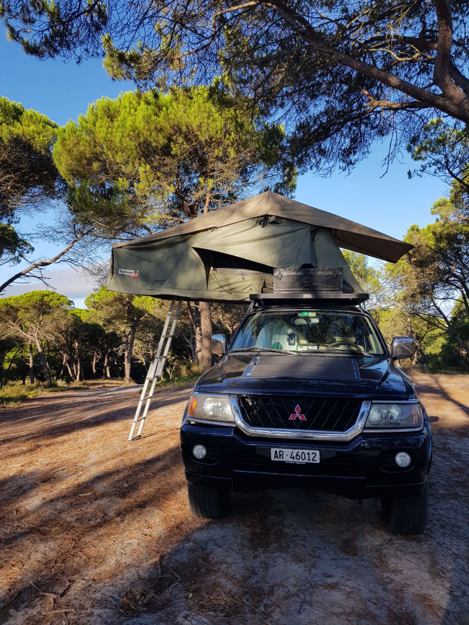 MITSUBISHI Pajero Sport 3.0 V6, 4x4 Camper mit Dachzelt-image-0