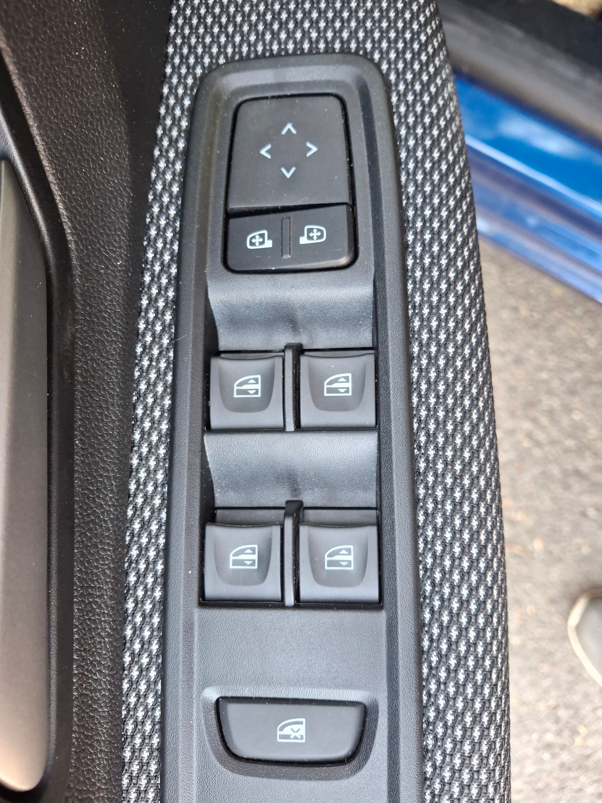 DACIA 1.0 TCe Expression-image-2