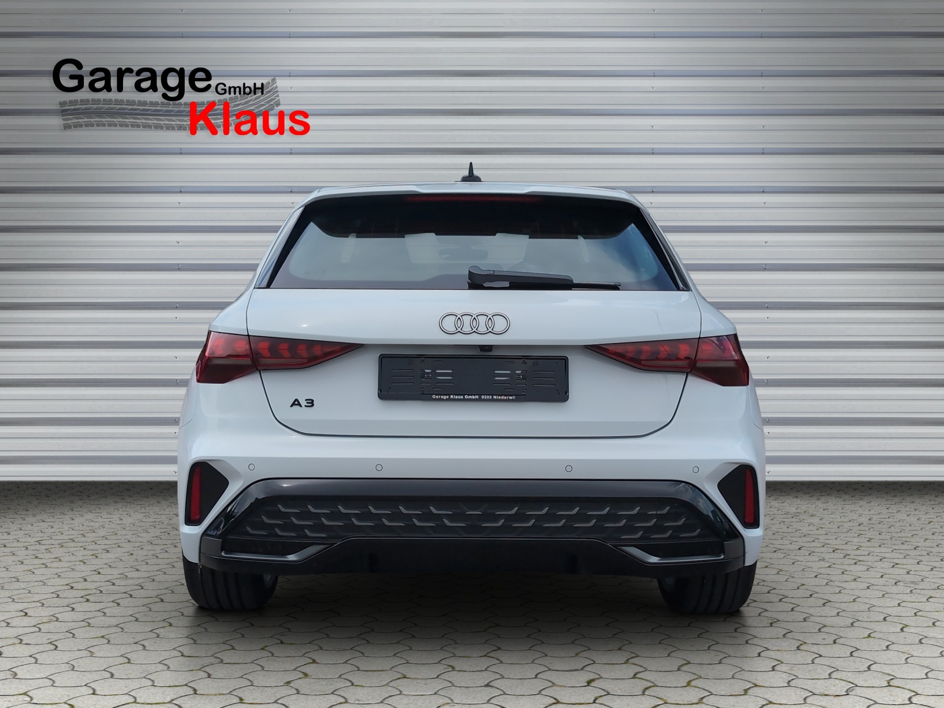 AUDI A3 Sportback TFSI 110 kW S line S tronic-image-4