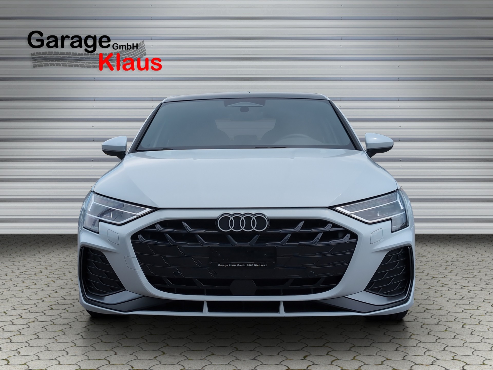 AUDI A3 Sportback TFSI 110 kW S line S tronic-image-1