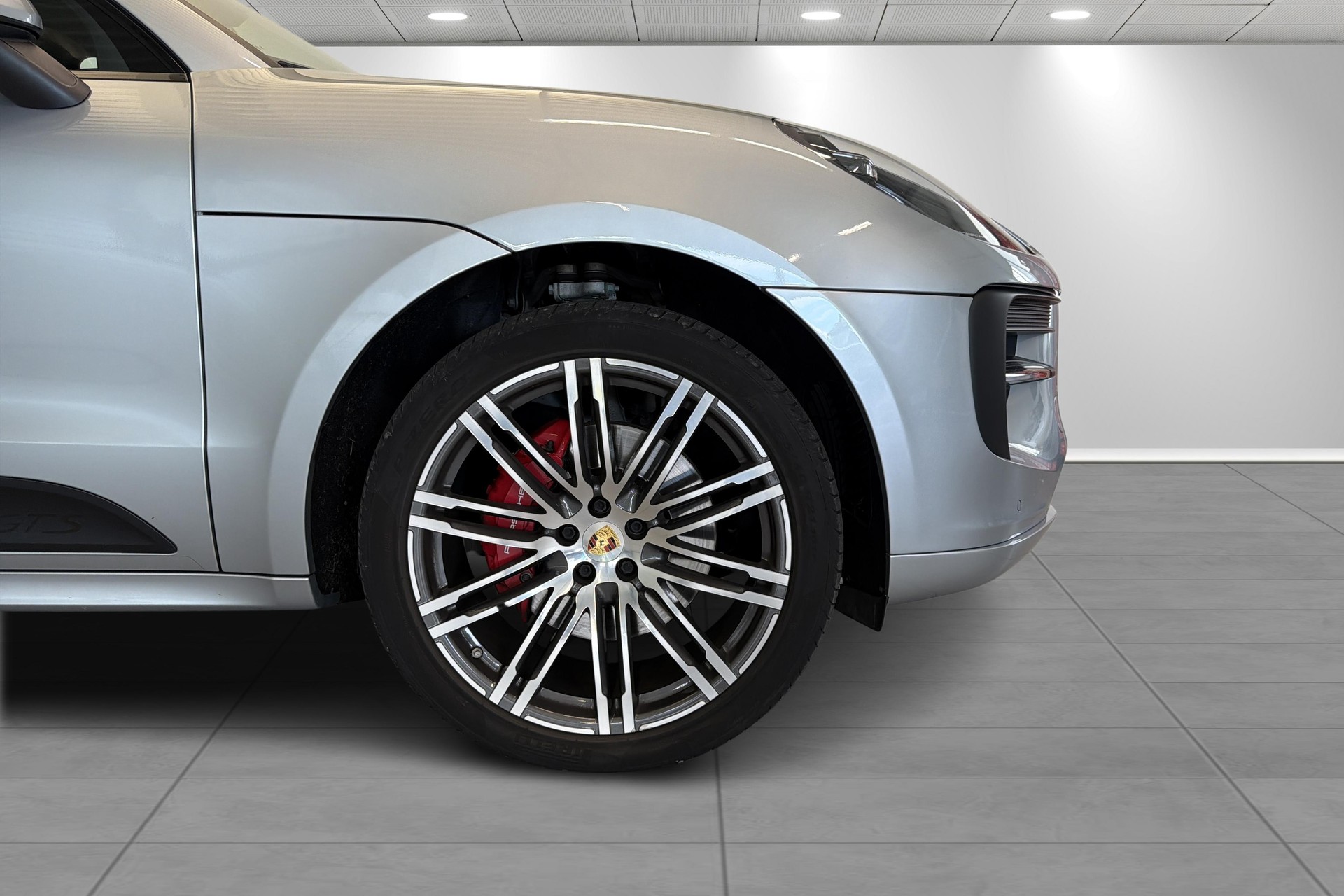 PORSCHE Macan GTS PDK-image-3
