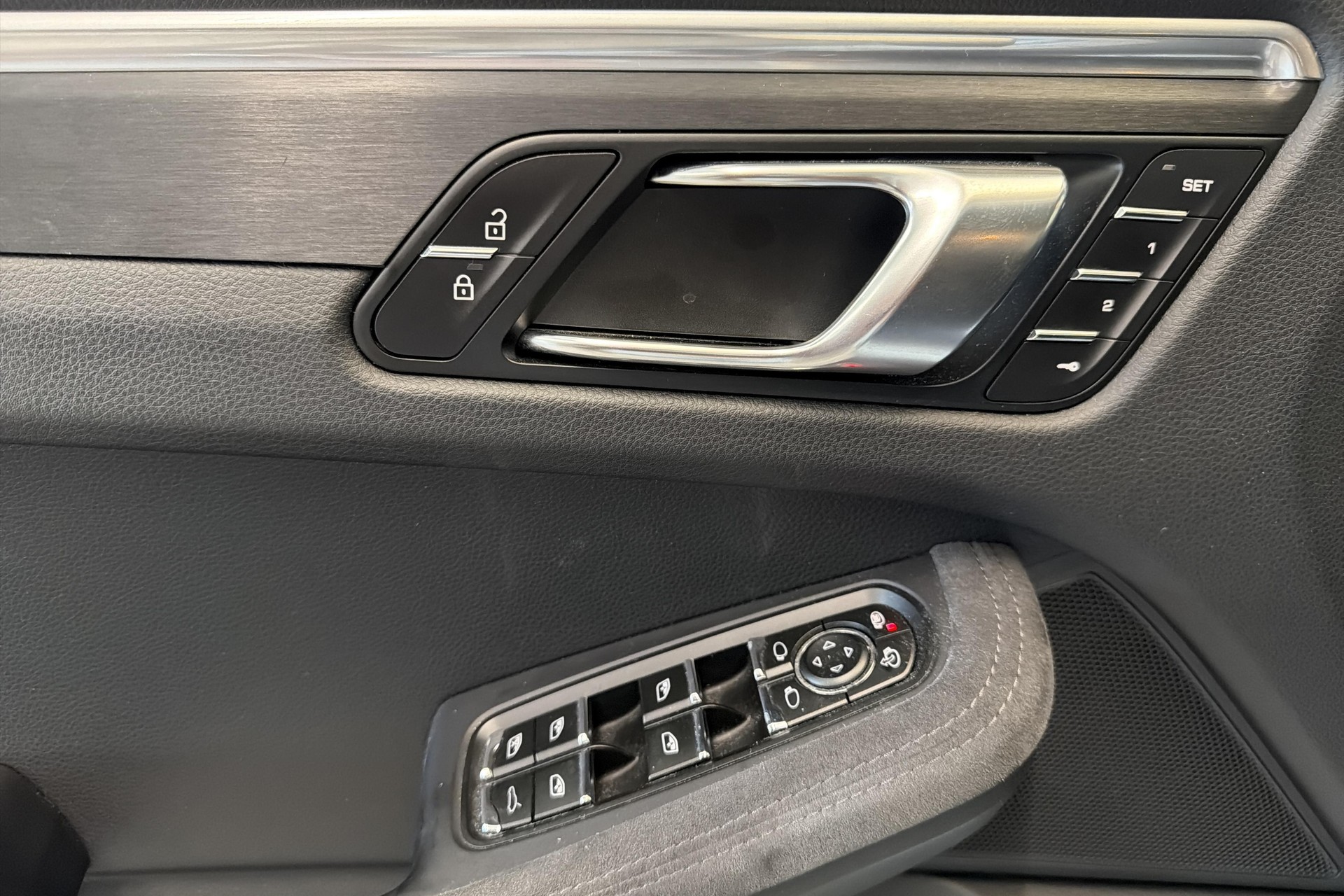 PORSCHE Macan GTS PDK-image-23