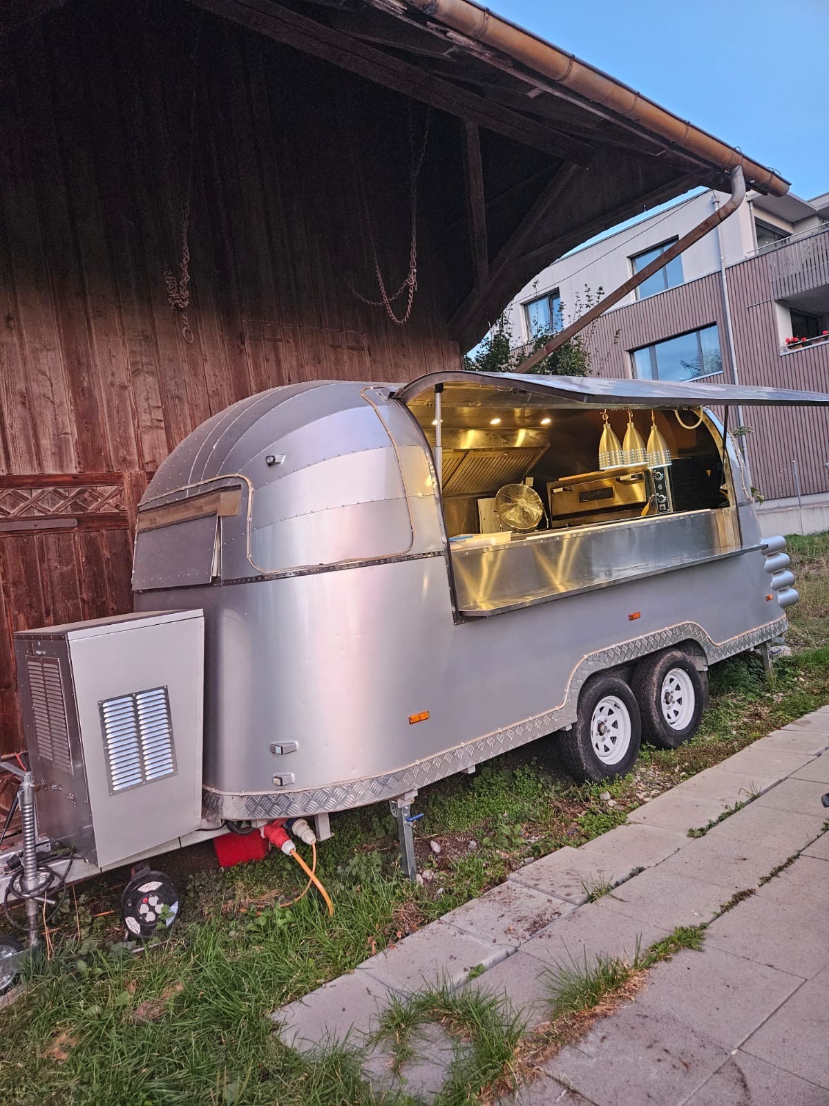 AIRSTREAM Wecare WK-500XG-showroom-element-1