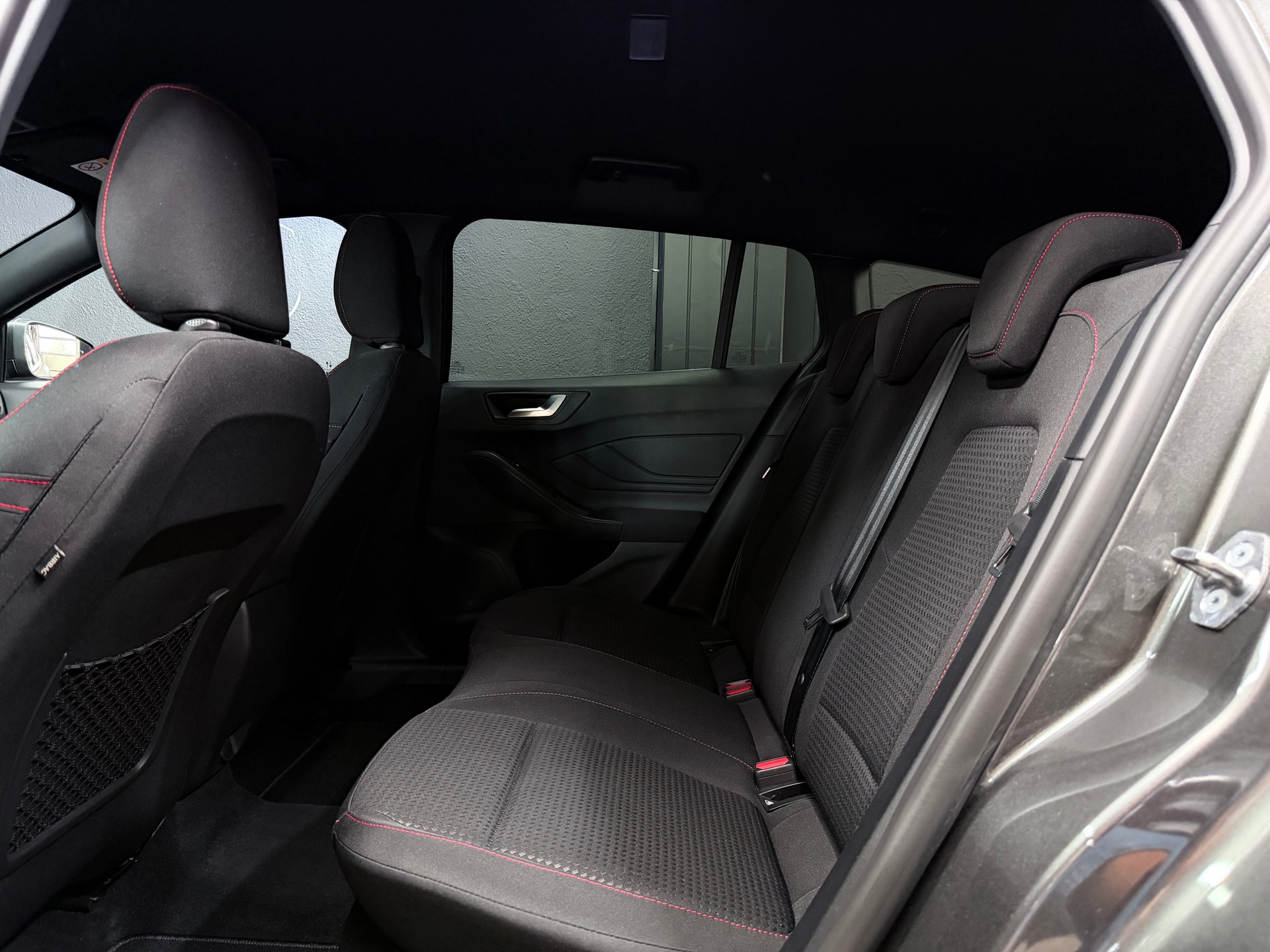 FORD Focus 1.0 MHEV ST-Line Automat-image-13