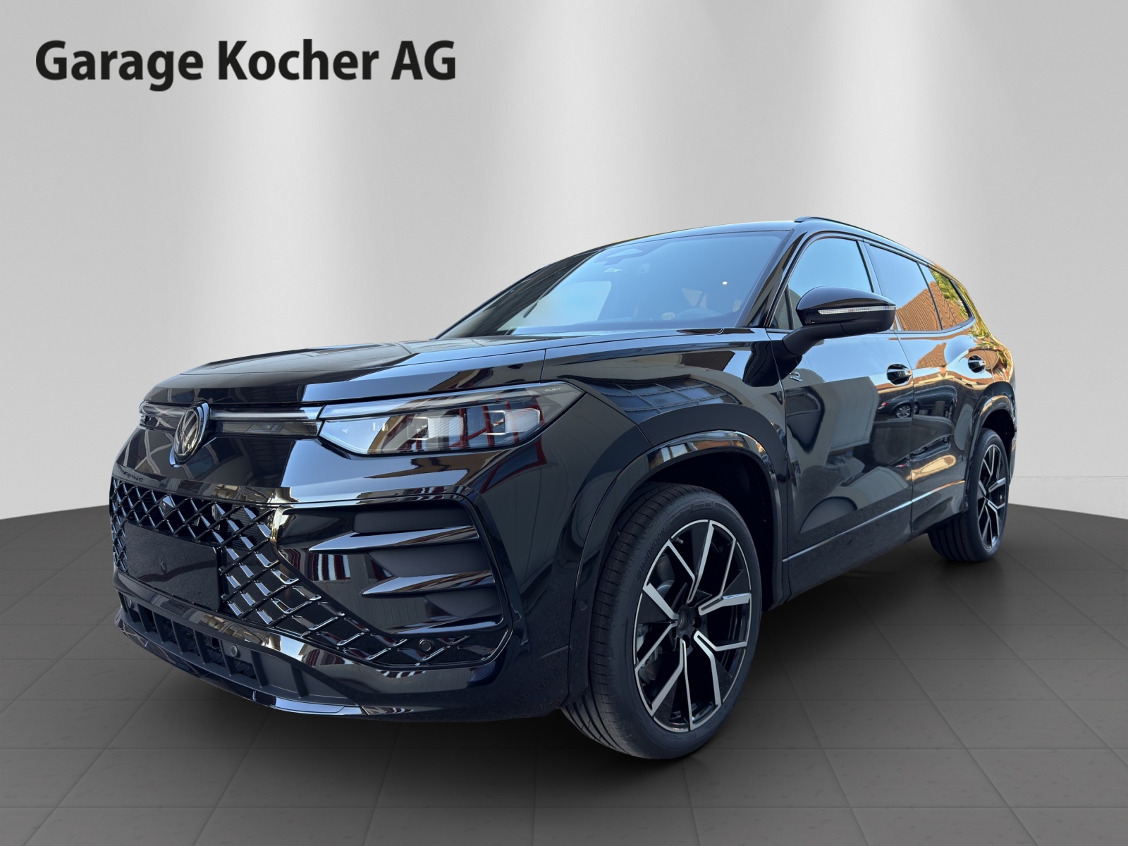 VW Tayron 2.0 TSI R-Line United DSG 4Motion-image-0