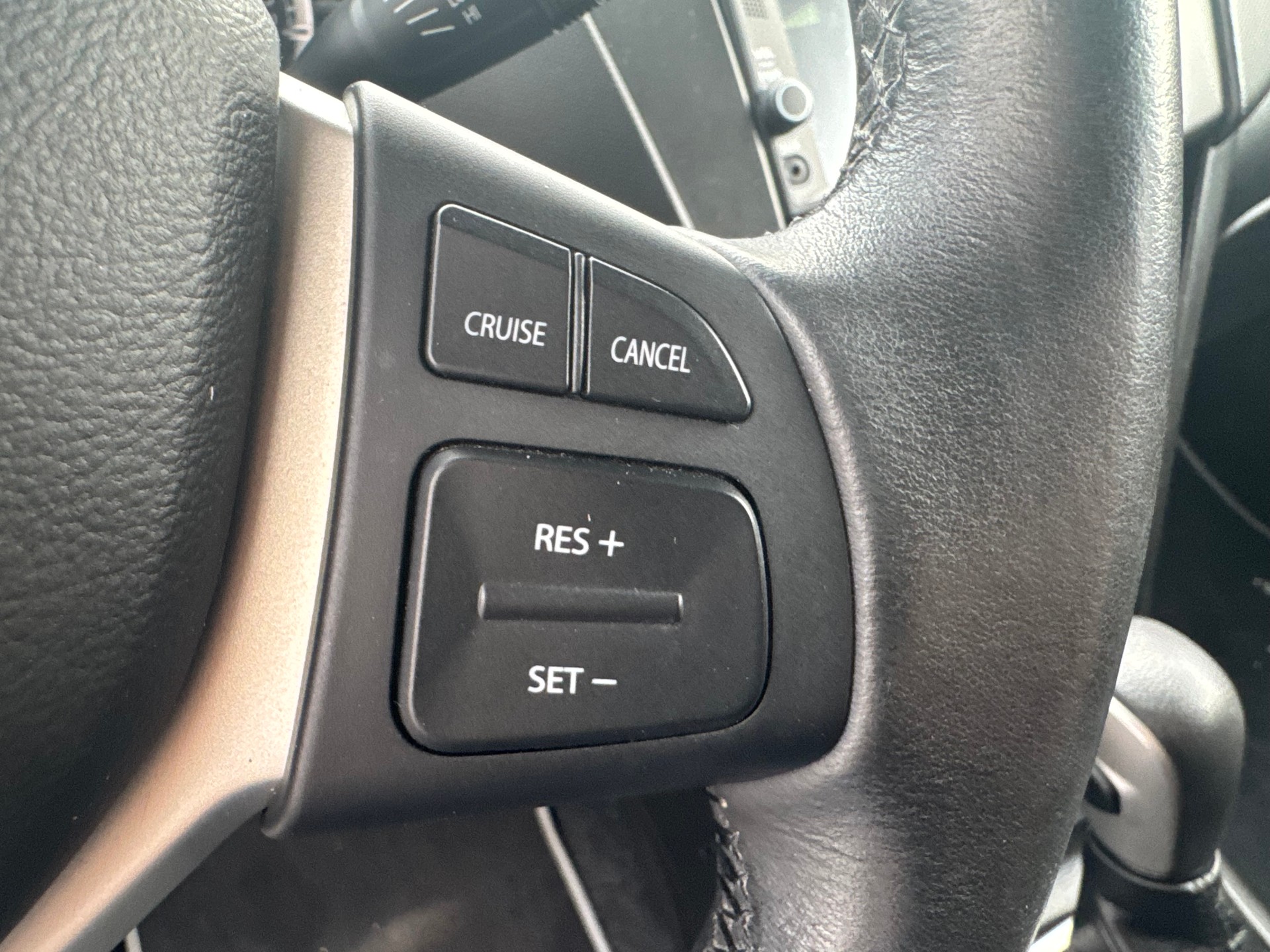 SUZUKI Swift 1.2i 16V Sergio Cellano Automatic ** ab MFK **-image-12