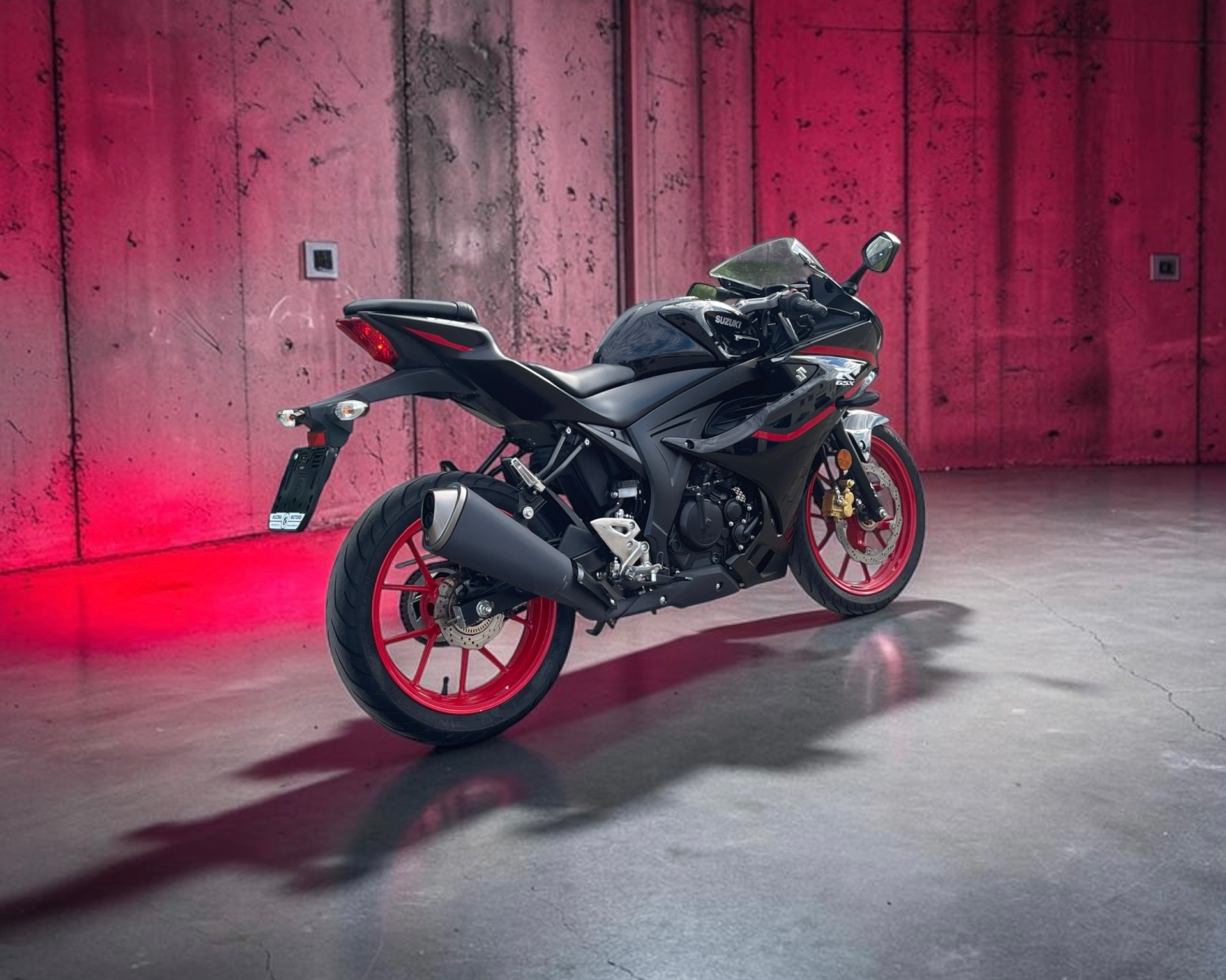 SUZUKI GSX-R 125-image-4