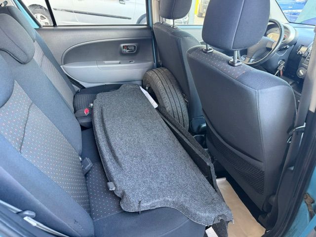 DAIHATSU Sirion 1.3 S Custom 4WD-image-7