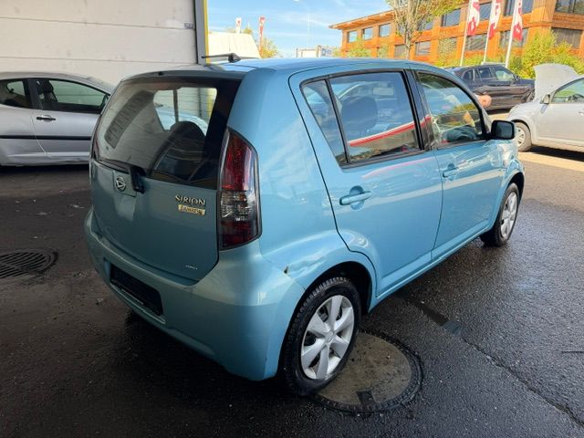 DAIHATSU Sirion 1.3 S Custom 4WD-showroom-element-1