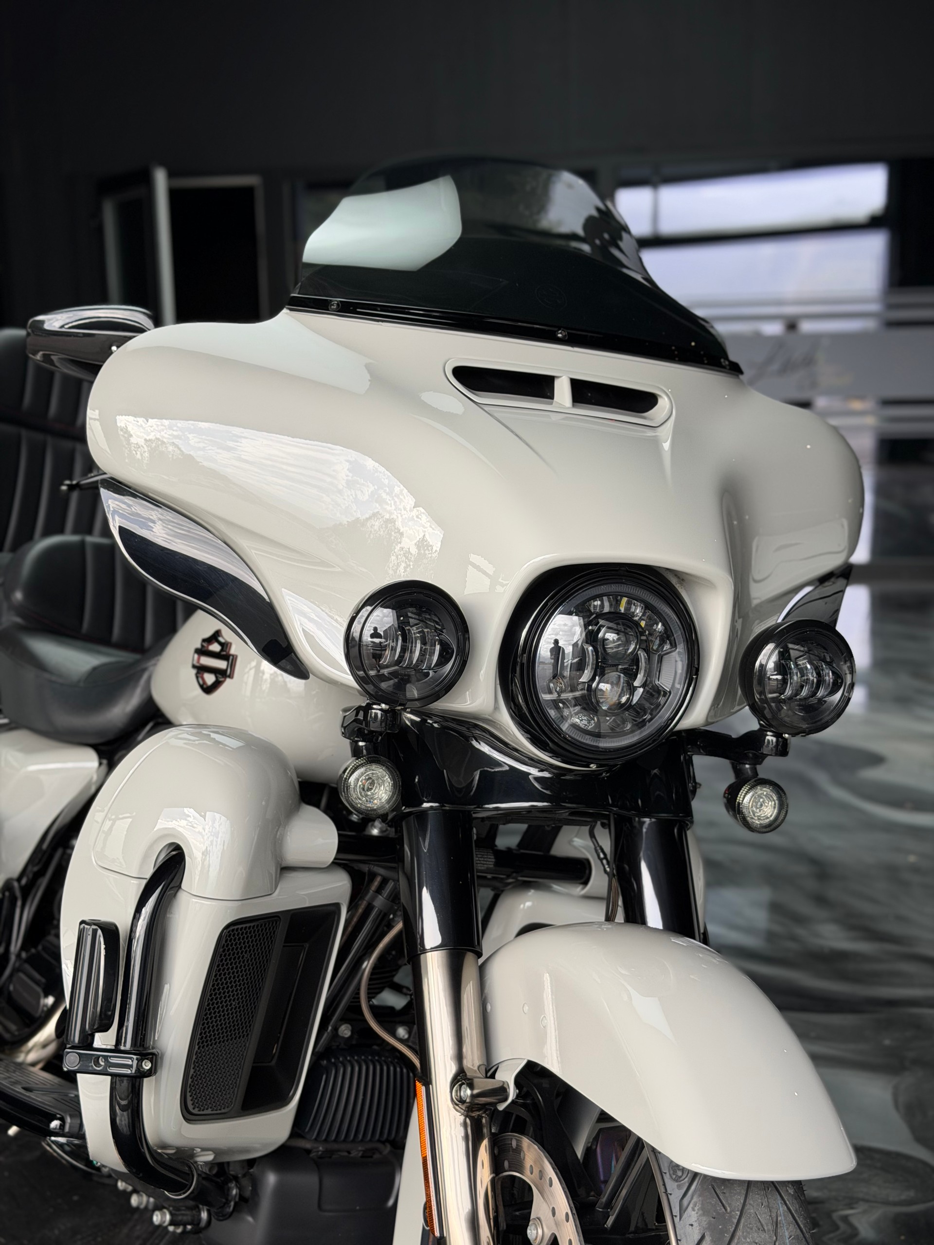HARLEY-DAVIDSON FLHTKSE Electra Glide Ultra Limited 117 CVO-image-4