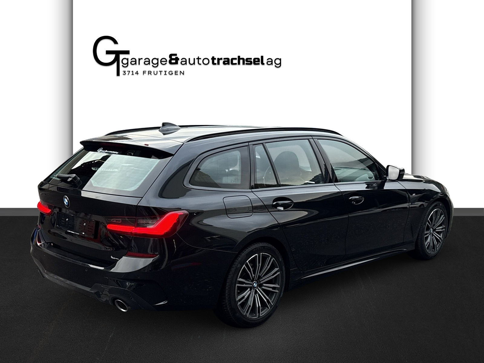 BMW 320d xDrive 48V Touring M Sport Steptronic-image-4