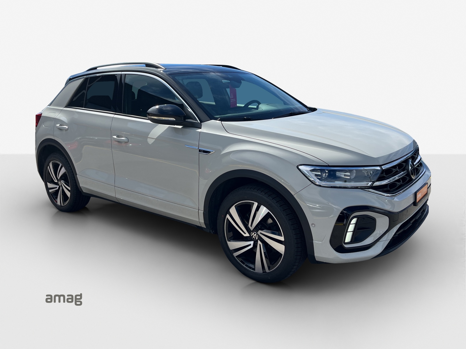 VW T-Roc 2.0 TSI R-Line DSG 4Motion-image-5