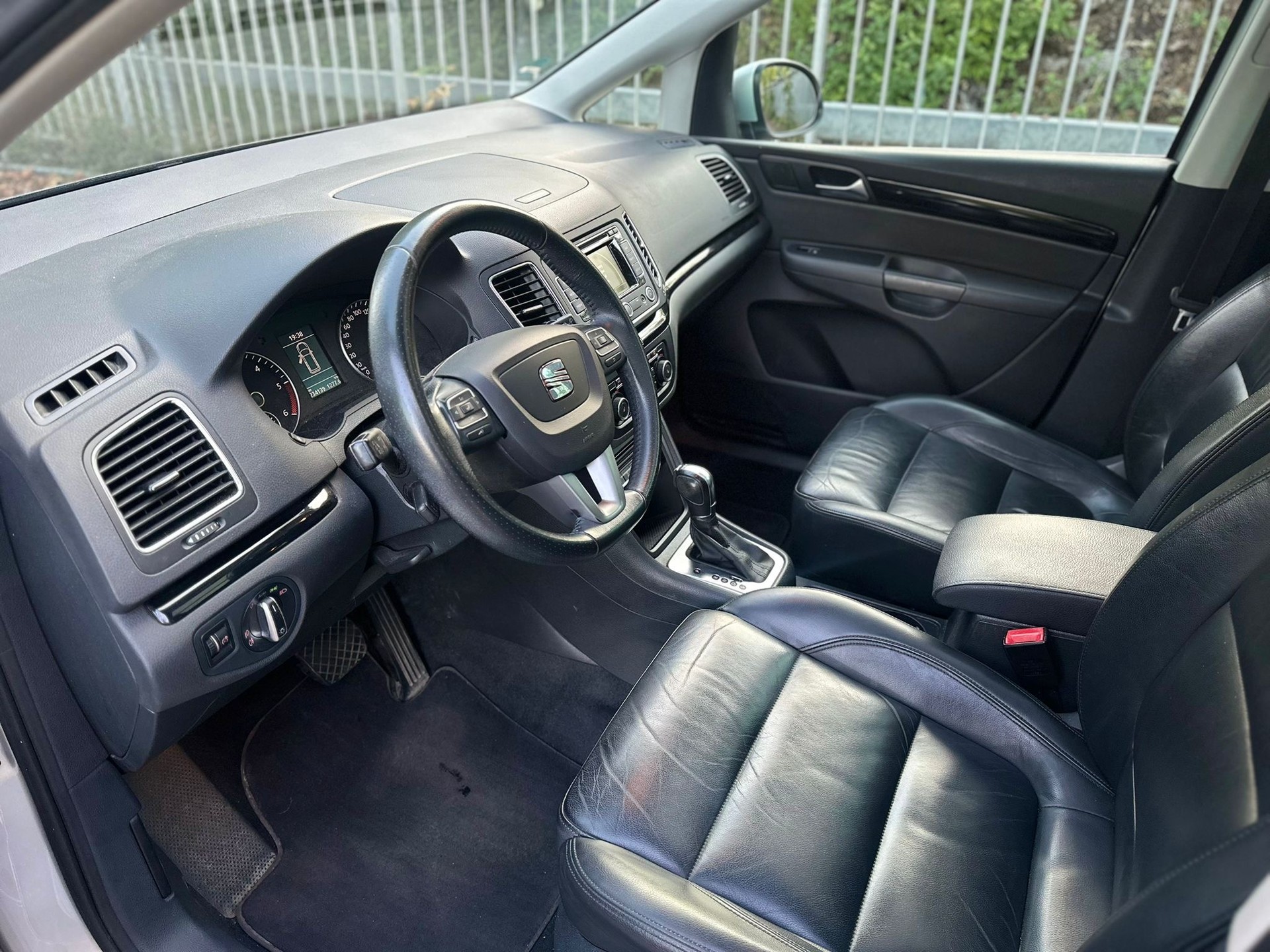 SEAT Alhambra 2.0 TDI Style Eco DSG-image-12