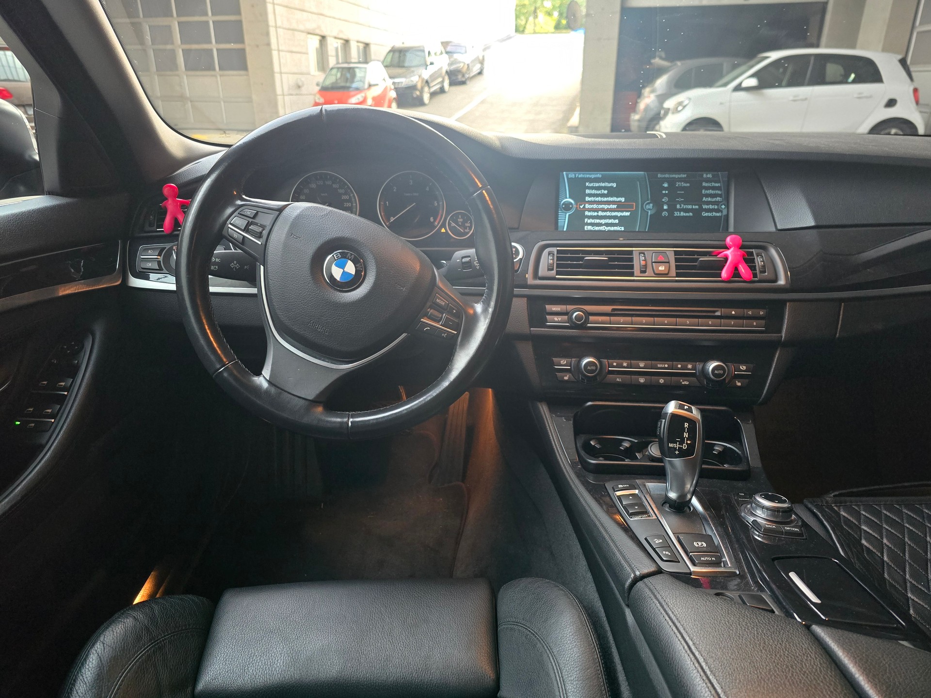 BMW 525d xDrive Touring Steptronic-image-4