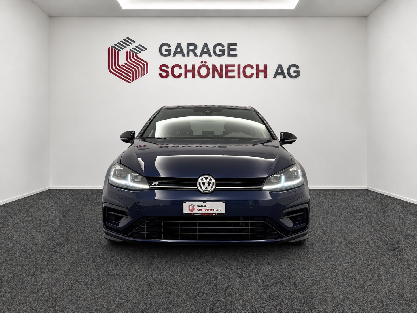 VW Golf 2.0 TSI R 4Motion DSG-image-1