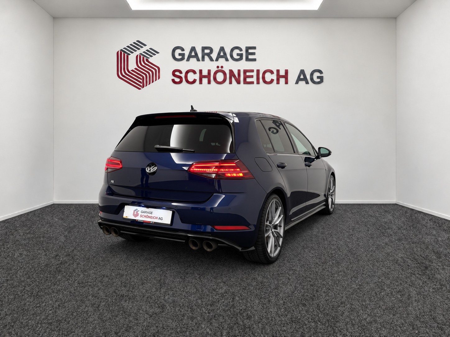 VW Golf 2.0 TSI R 4Motion DSG-image-4