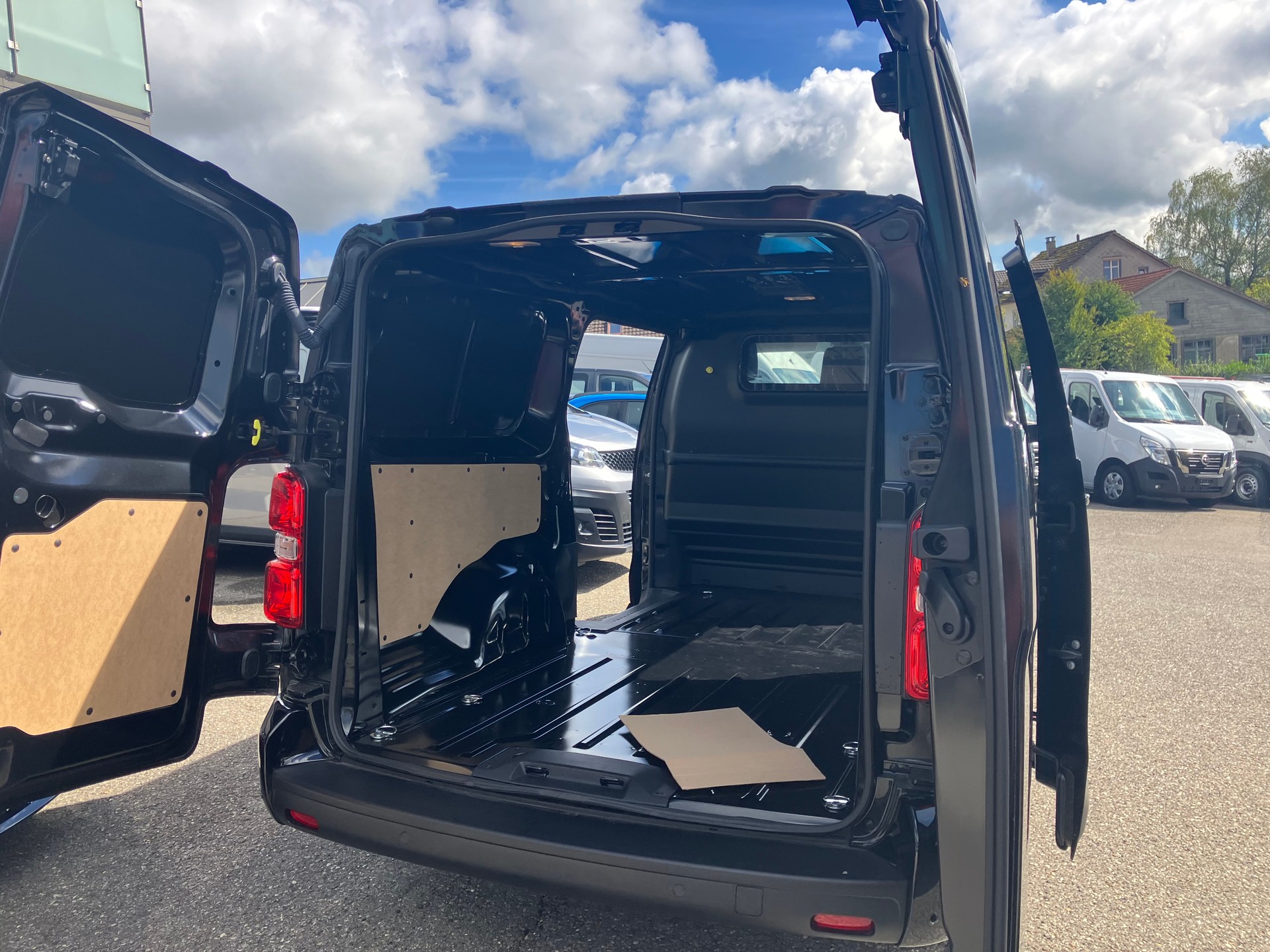 FIAT Scudo 2.2 BlueHDi L3 EAT8-image-5