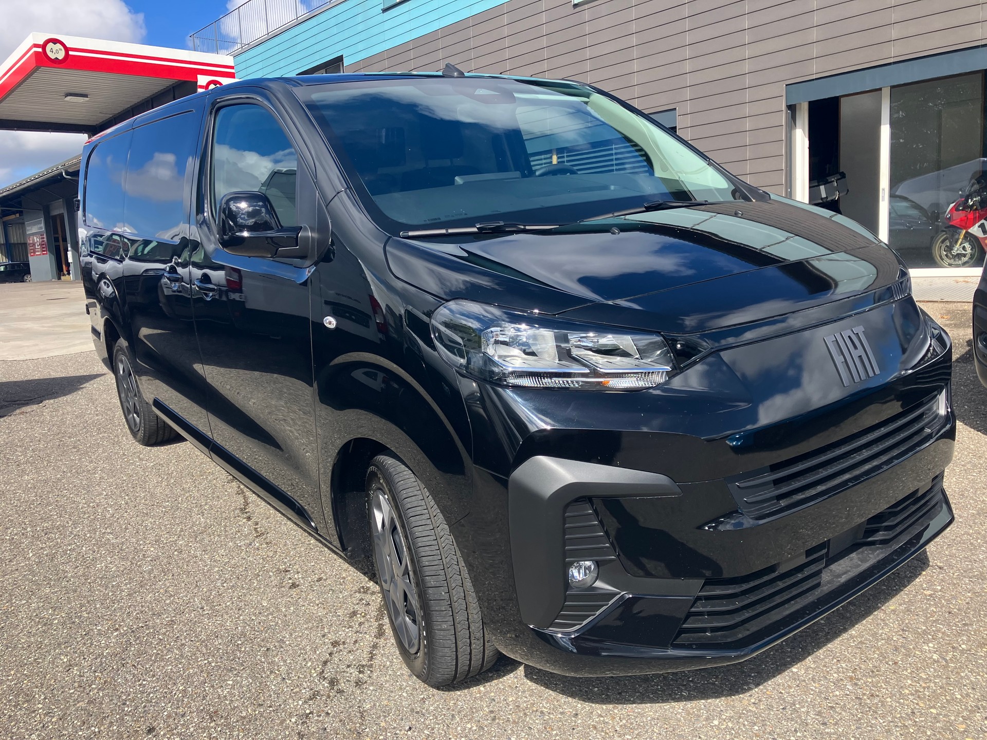 FIAT Scudo 2.2 BlueHDi L3 EAT8-image-0