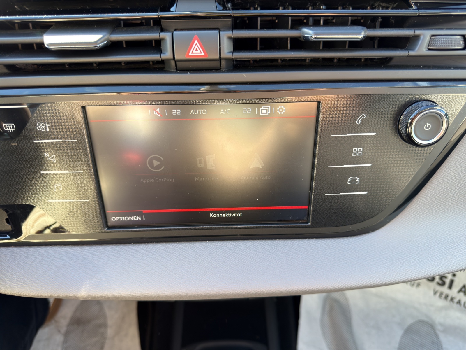CITROEN C4 Picasso 1.2 Pure Tech Feel Edition EAT6-image-26
