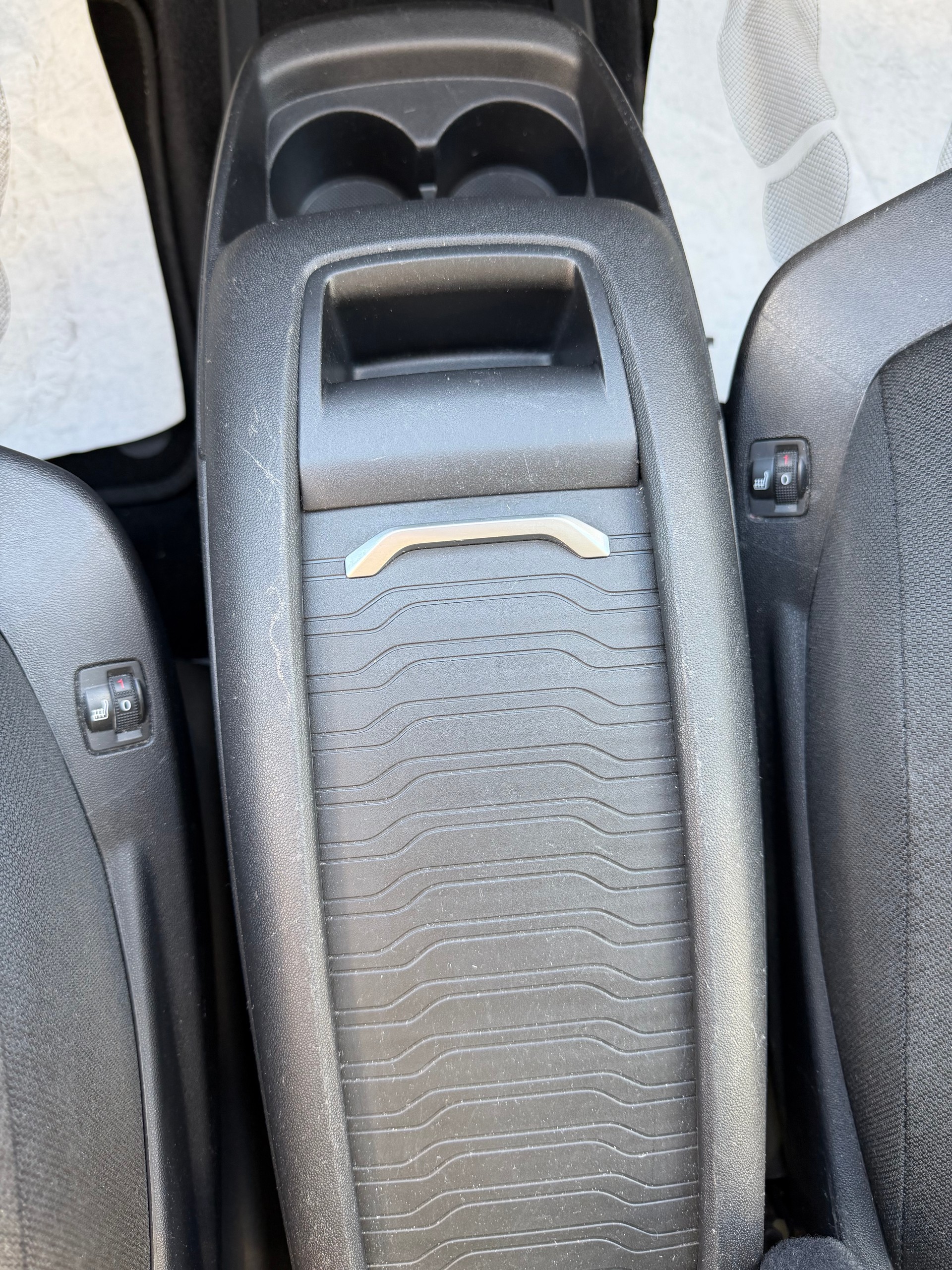 CITROEN C4 Picasso 1.2 Pure Tech Feel Edition EAT6-image-24