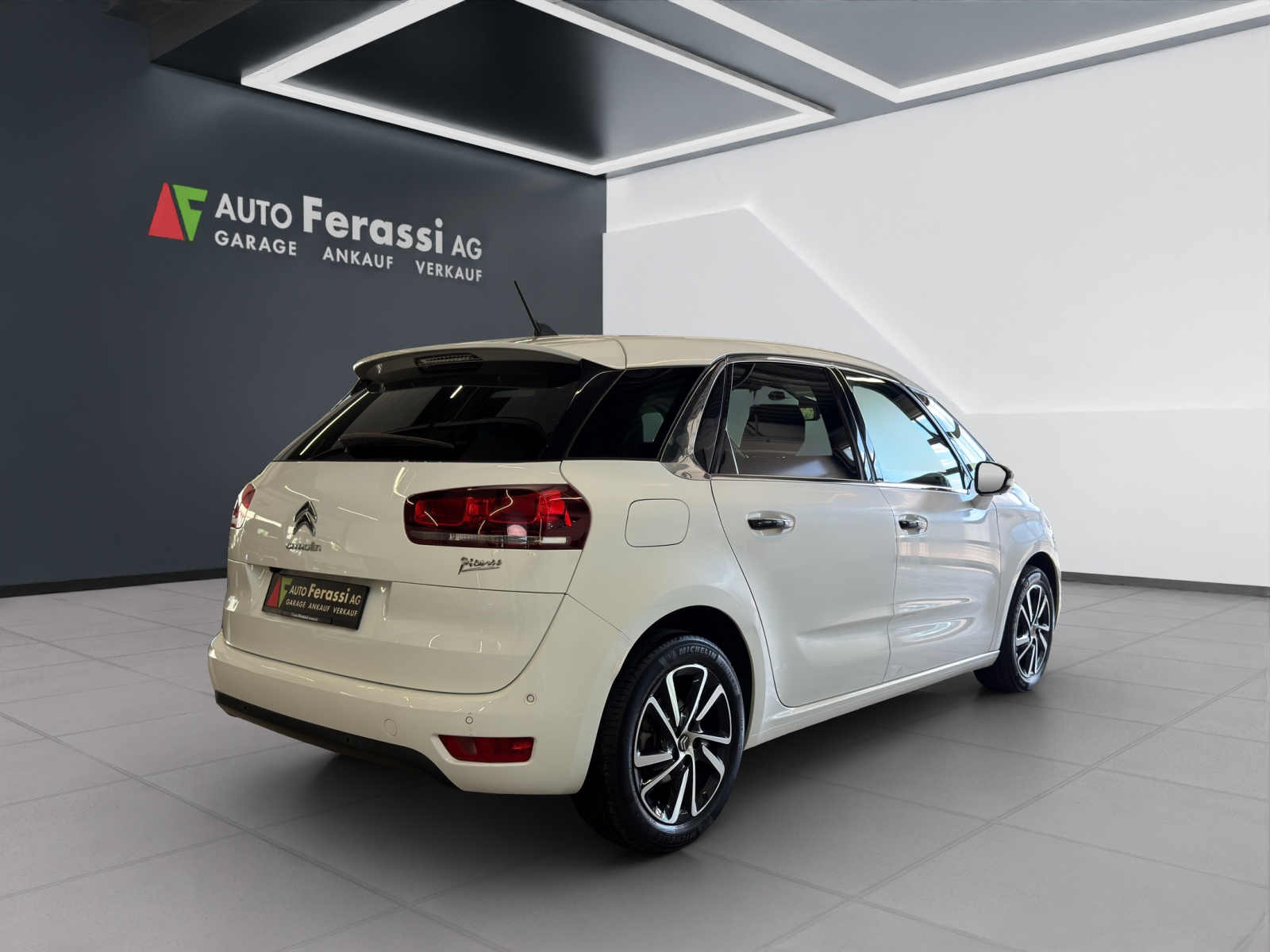 CITROEN C4 Picasso 1.2 Pure Tech Feel Edition EAT6-image-5