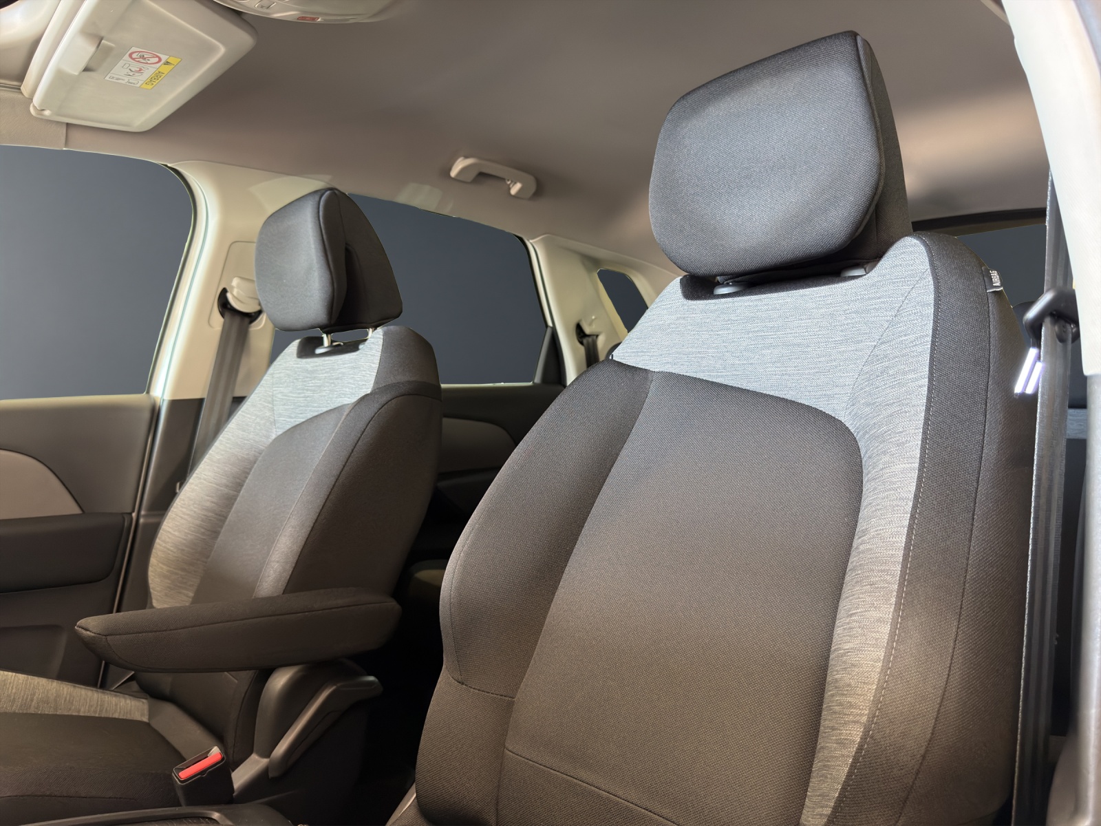 CITROEN C4 Picasso 1.2 Pure Tech Feel Edition EAT6-image-15