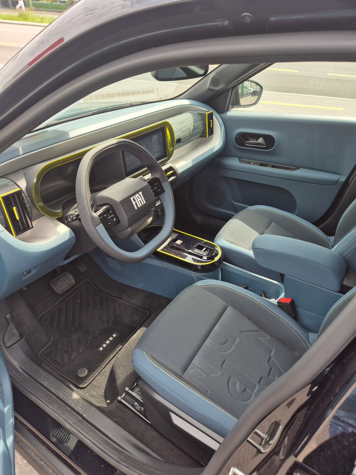 FIAT Grande Panda MHEV Icon-image-7
