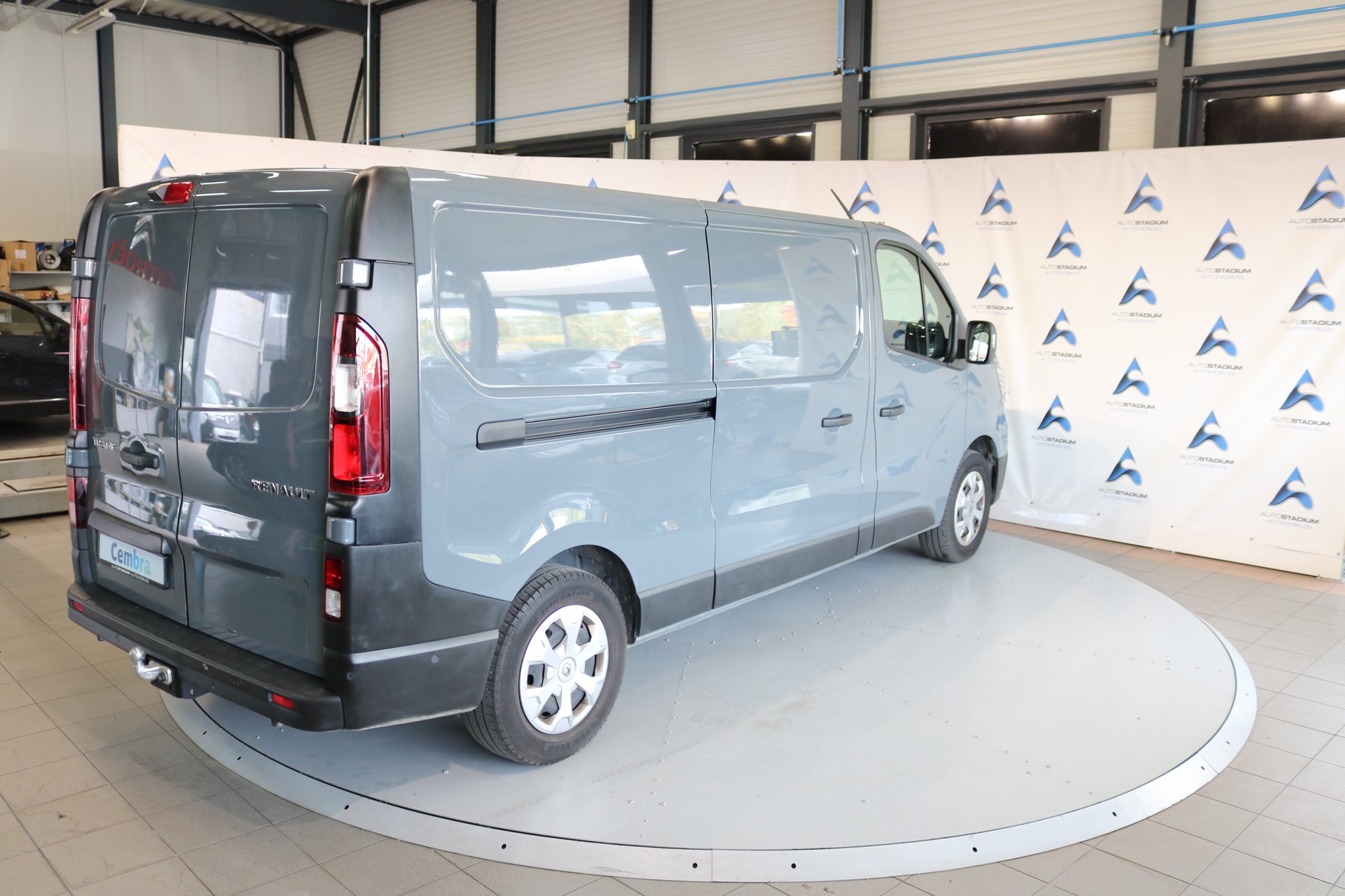 RENAULT Trafic 2.0 Blue dCi 150 Advance L2H1 EDC EN-image-19