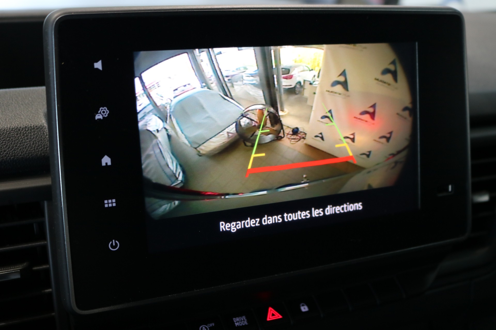 RENAULT Trafic 2.0 Blue dCi 150 Advance L2H1 EDC EN-image-36