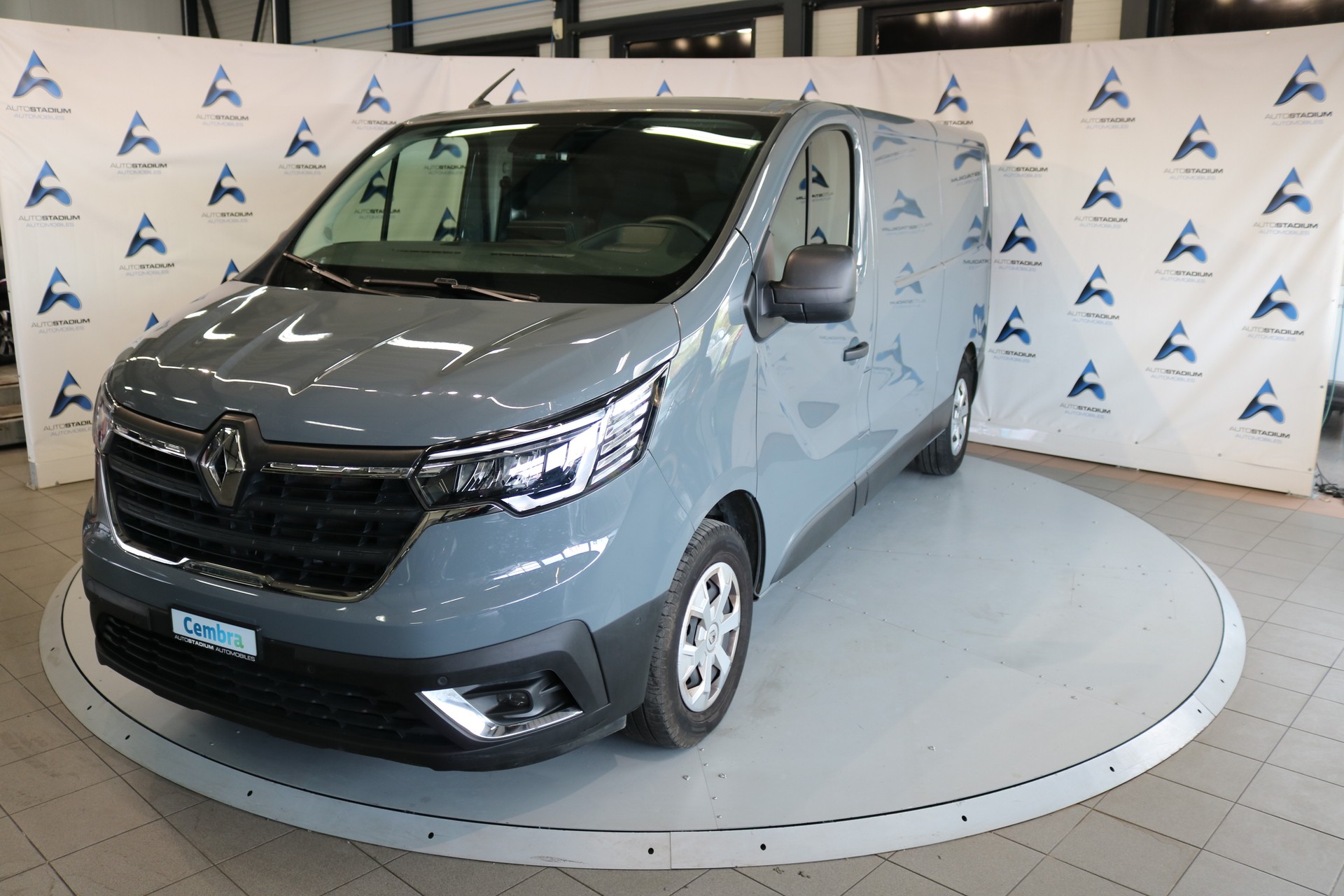 RENAULT Trafic 2.0 Blue dCi 150 Advance L2H1 EDC EN-image-9