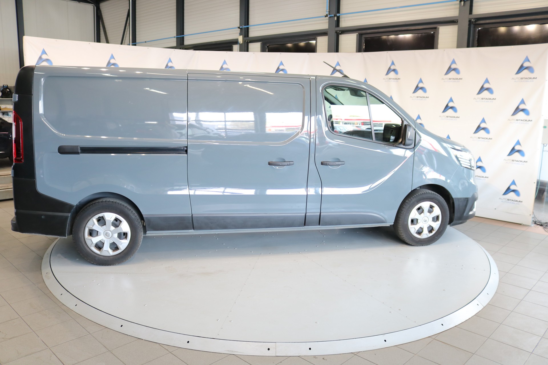 RENAULT Trafic 2.0 Blue dCi 150 Advance L2H1 EDC EN-image-21