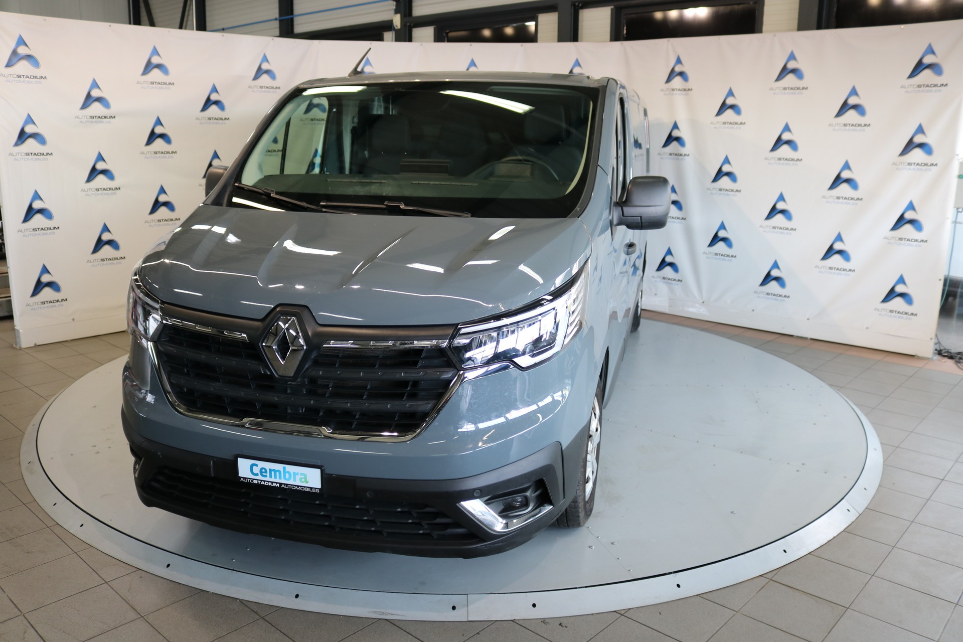 RENAULT Trafic 2.0 Blue dCi 150 Advance L2H1 EDC EN-image-8