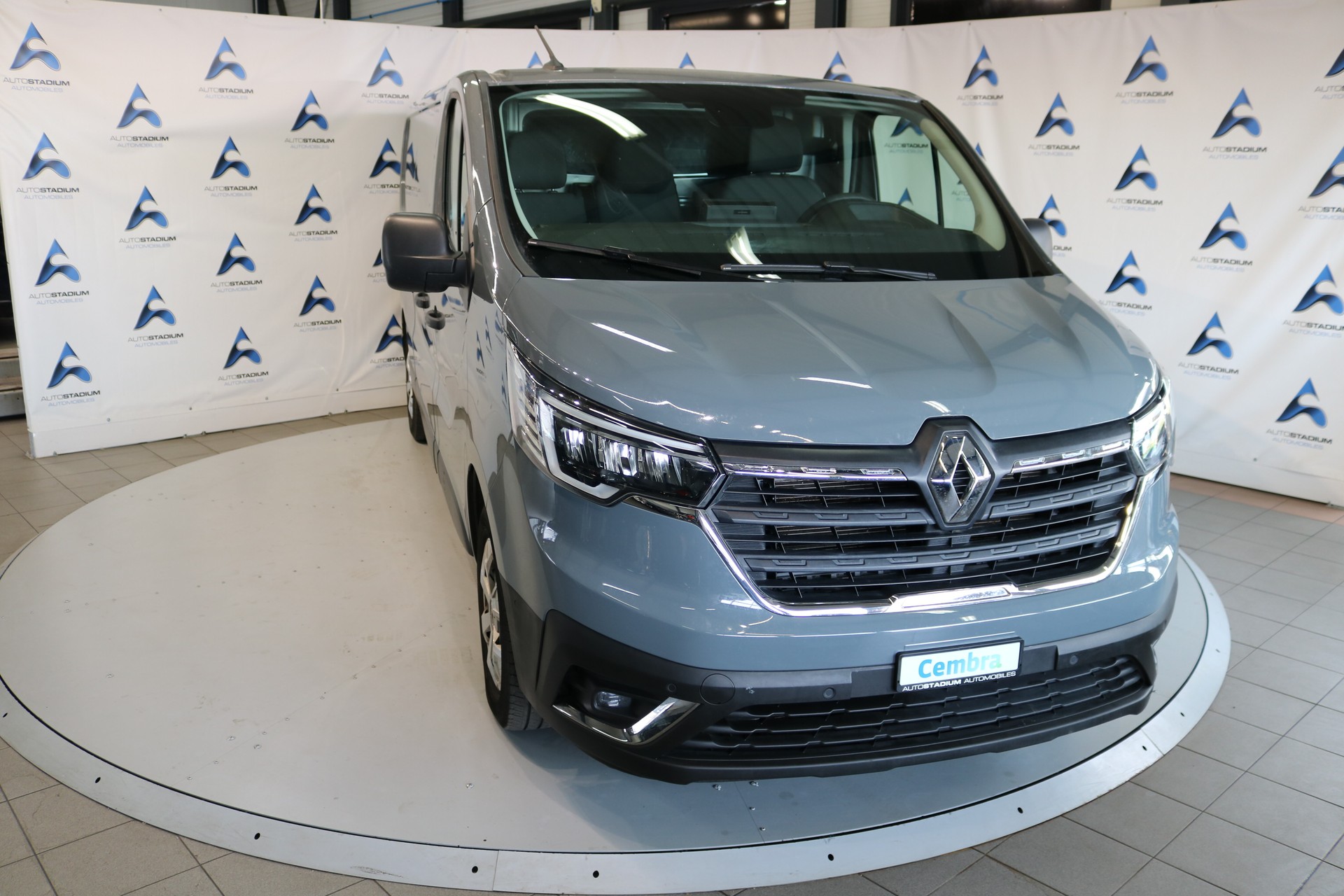 RENAULT Trafic 2.0 Blue dCi 150 Advance L2H1 EDC EN-image-6