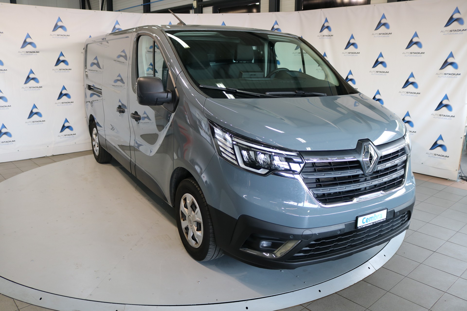 RENAULT Trafic 2.0 Blue dCi 150 Advance L2H1 EDC EN-image-5