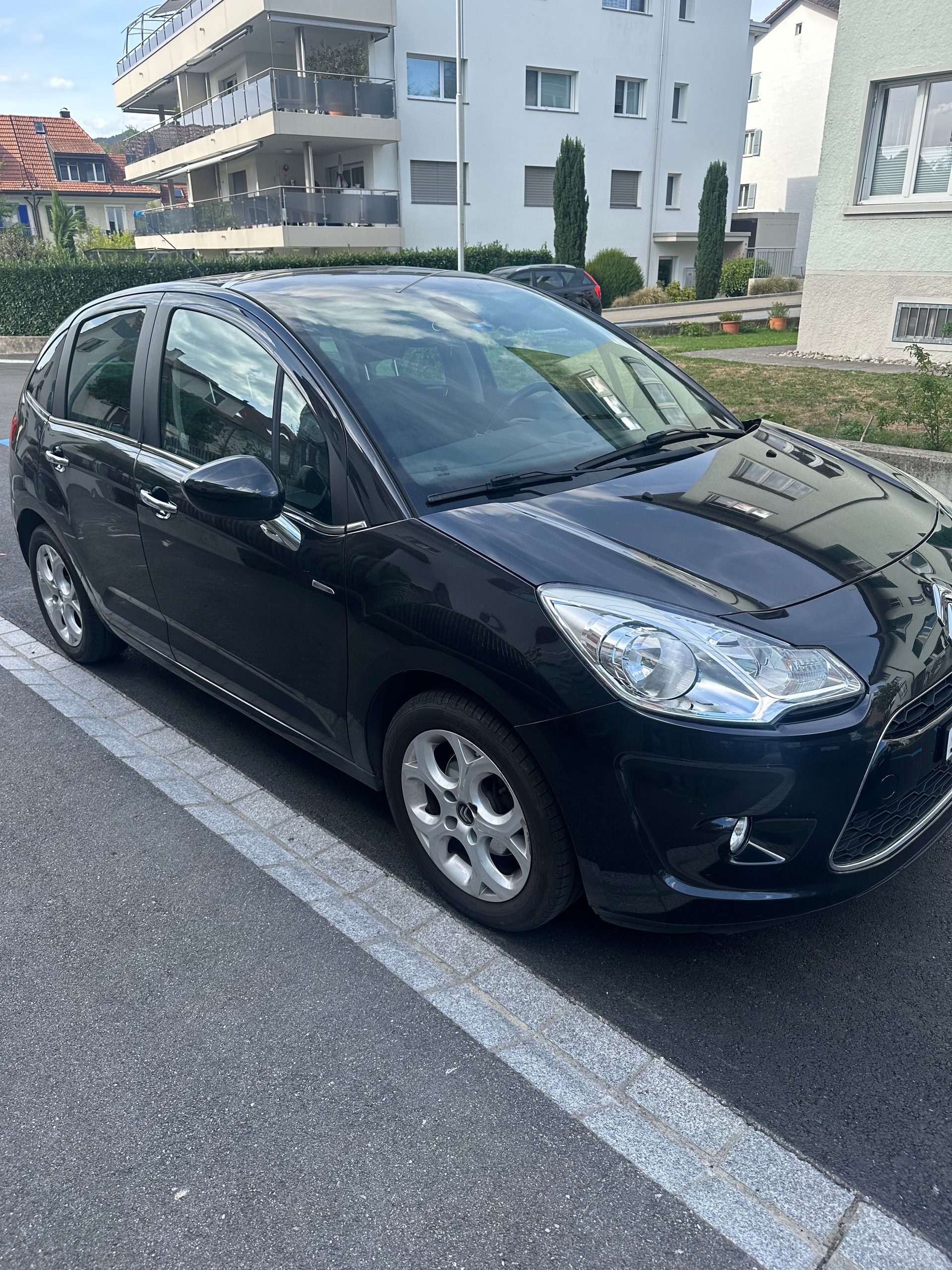 CITROEN 1.6 16V HDi Exclusive-image-2