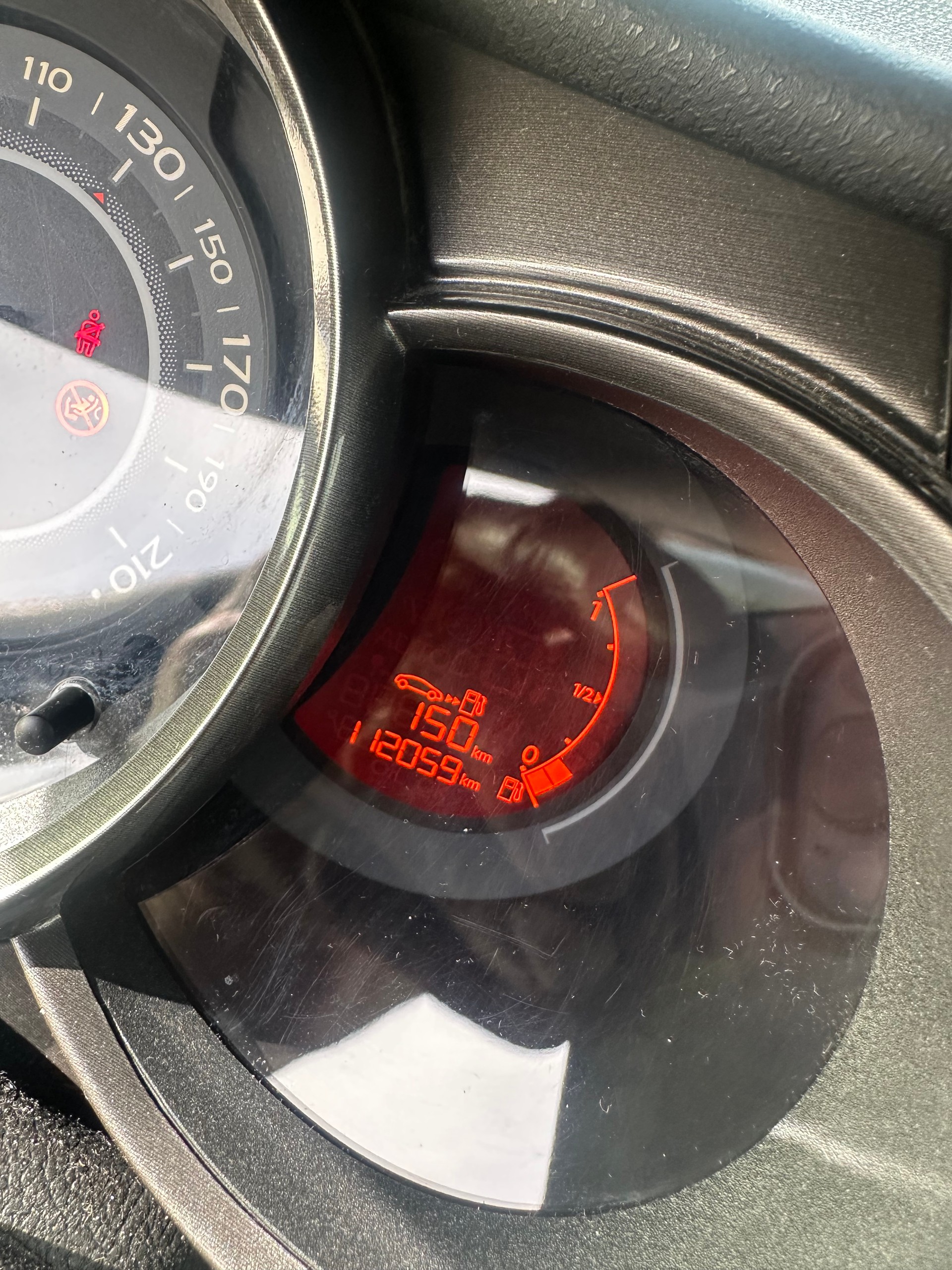 CITROEN 1.6 16V HDi Exclusive-image-5