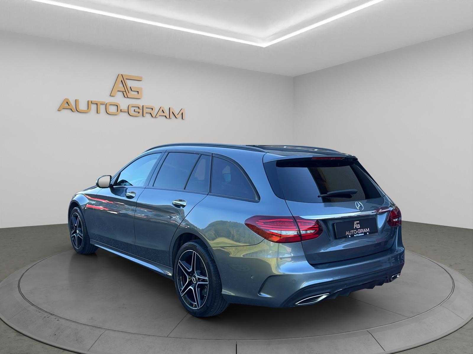 MERCEDES-BENZ C 200 Swiss Star AMG Line 4M 9G-Tronic-image-2
