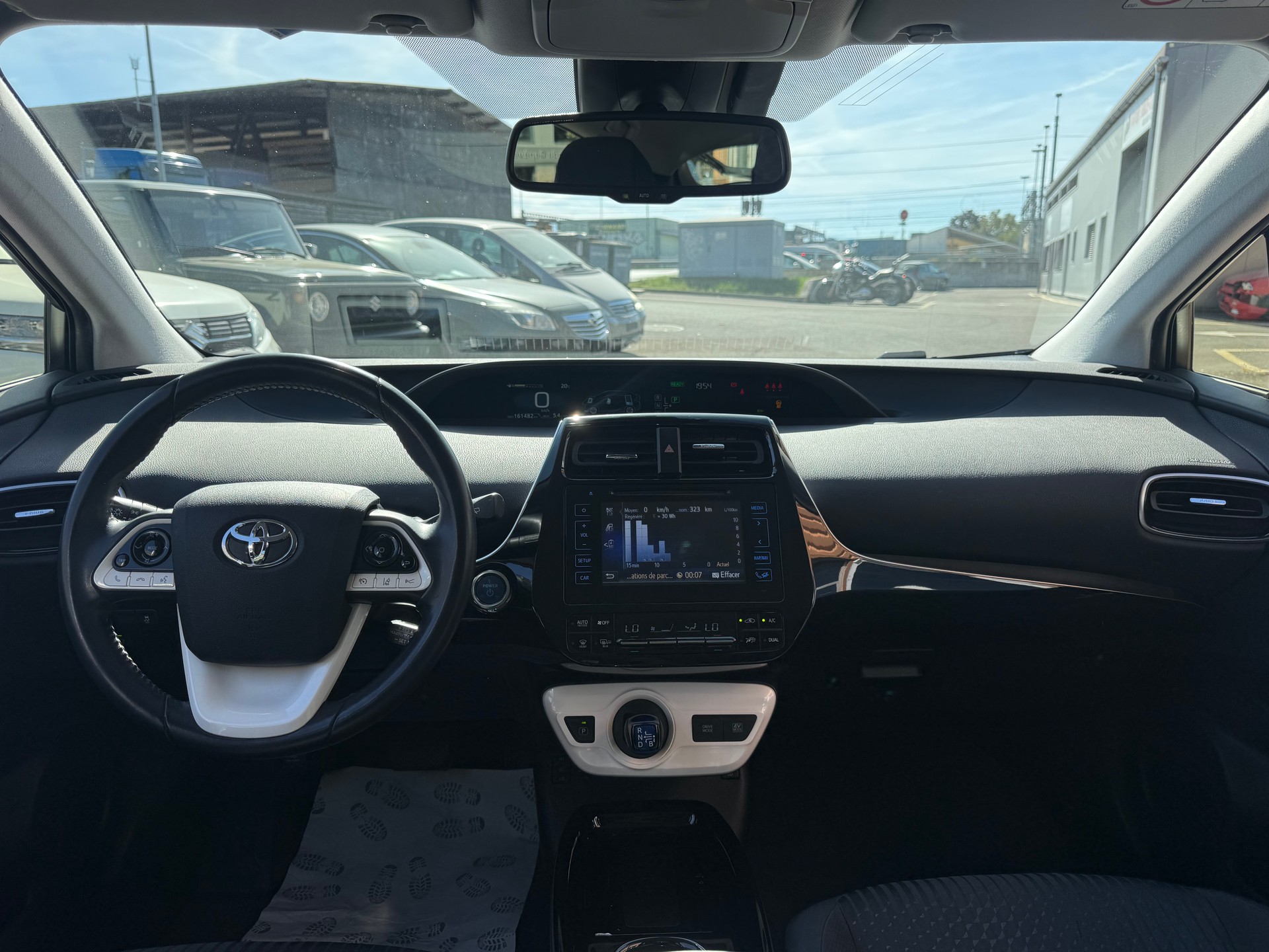 TOYOTA Prius 1.8 VVT-i HSD Sol Premium-image-7