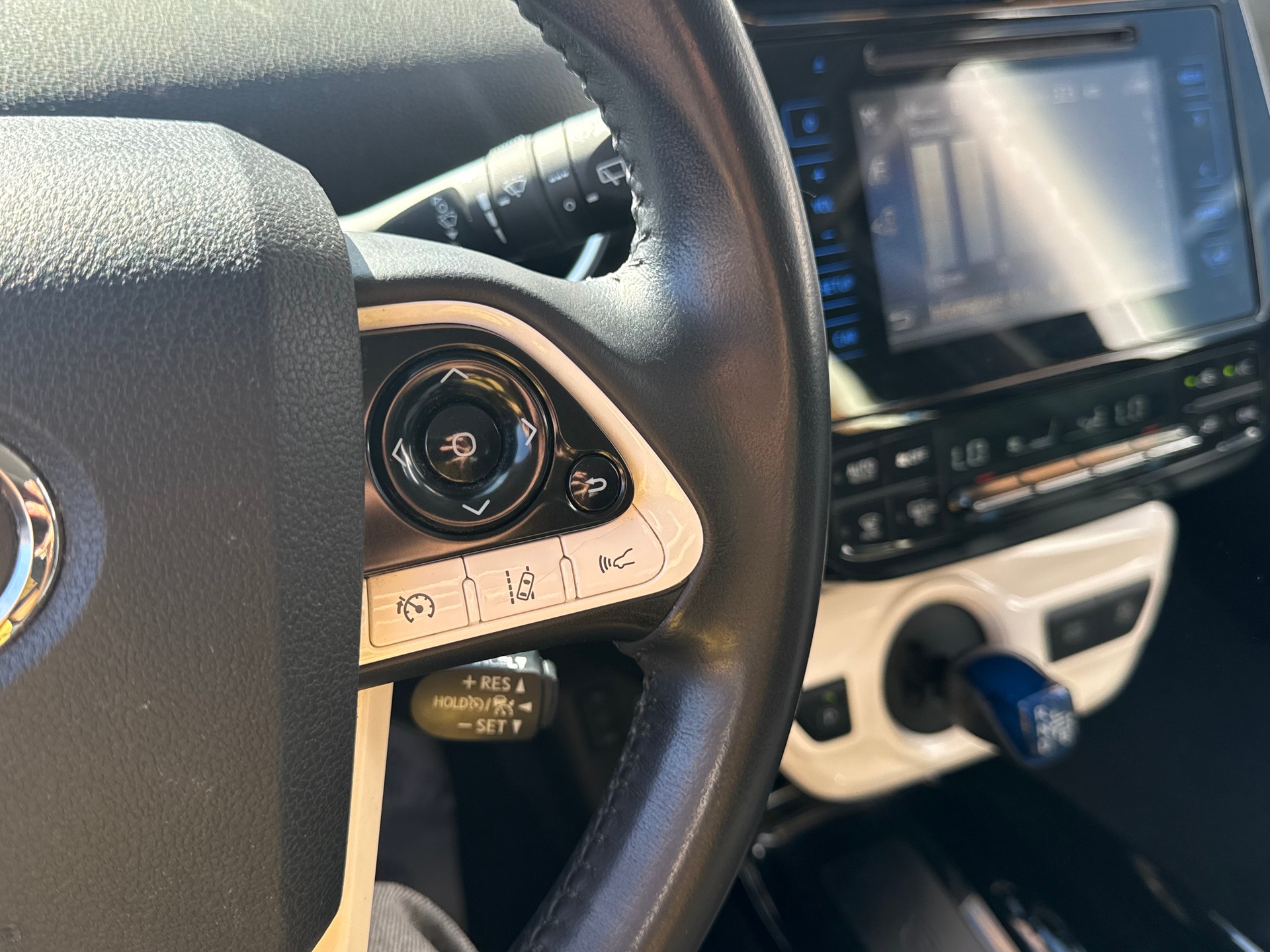 TOYOTA Prius 1.8 VVT-i HSD Sol Premium-image-12