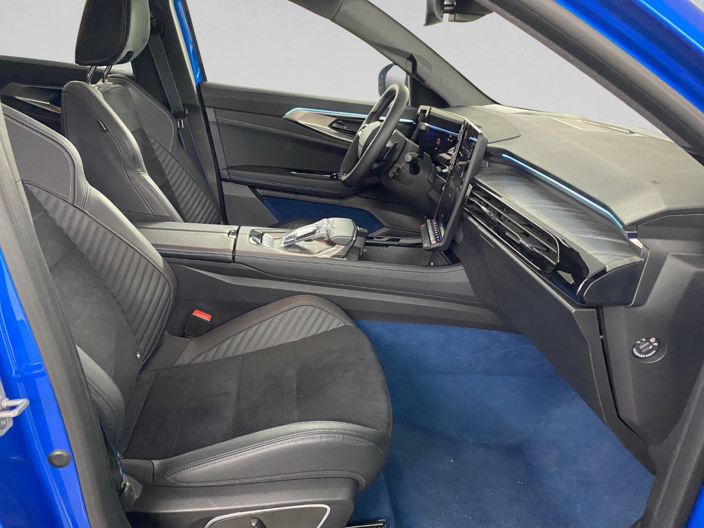 RENAULT Rafale 1.2 E-Tech Plug-in Hybrid 300 4x4 Esprit Alpine-image-13