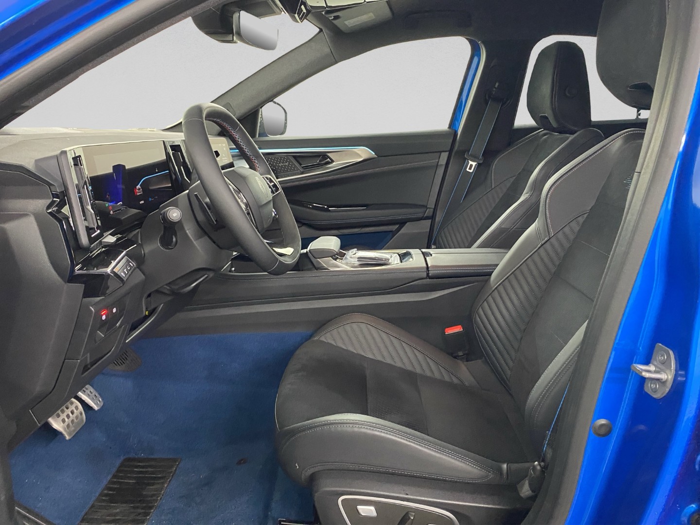 RENAULT Rafale 1.2 E-Tech Plug-in Hybrid 300 4x4 Esprit Alpine-image-6