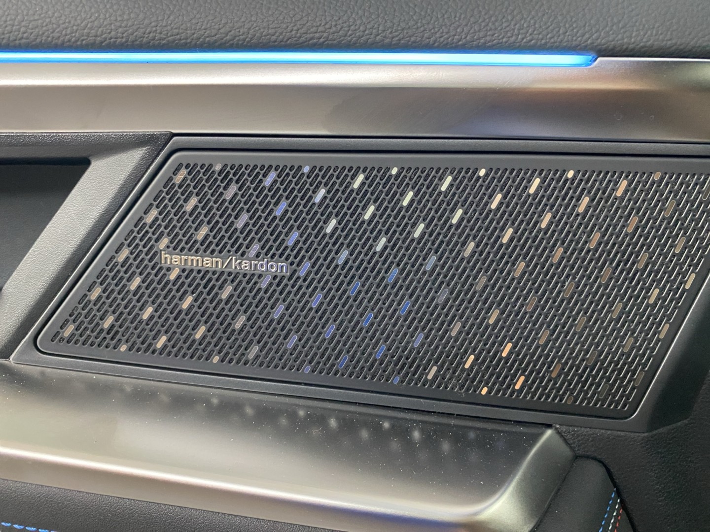 RENAULT Rafale 1.2 E-Tech Plug-in Hybrid 300 4x4 Esprit Alpine-image-18