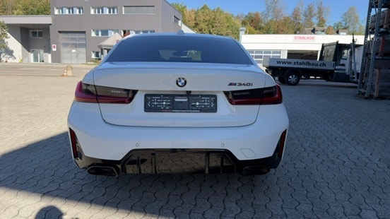 BMW M340i xDrive 48V Steptronic-image-3