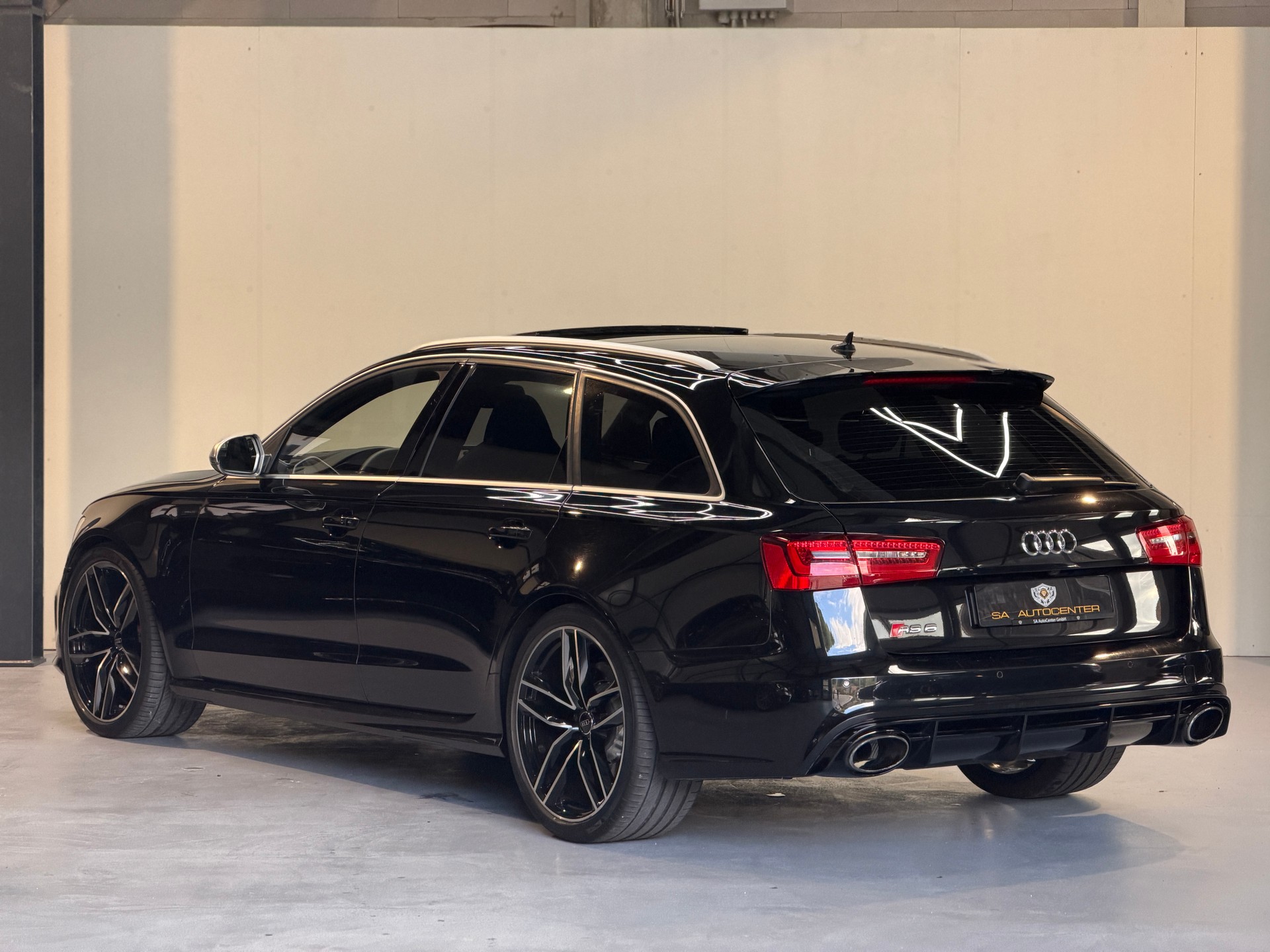 AUDI RS6 Avant 4.0 TFSI V8 quattro Tiptronic-image-6
