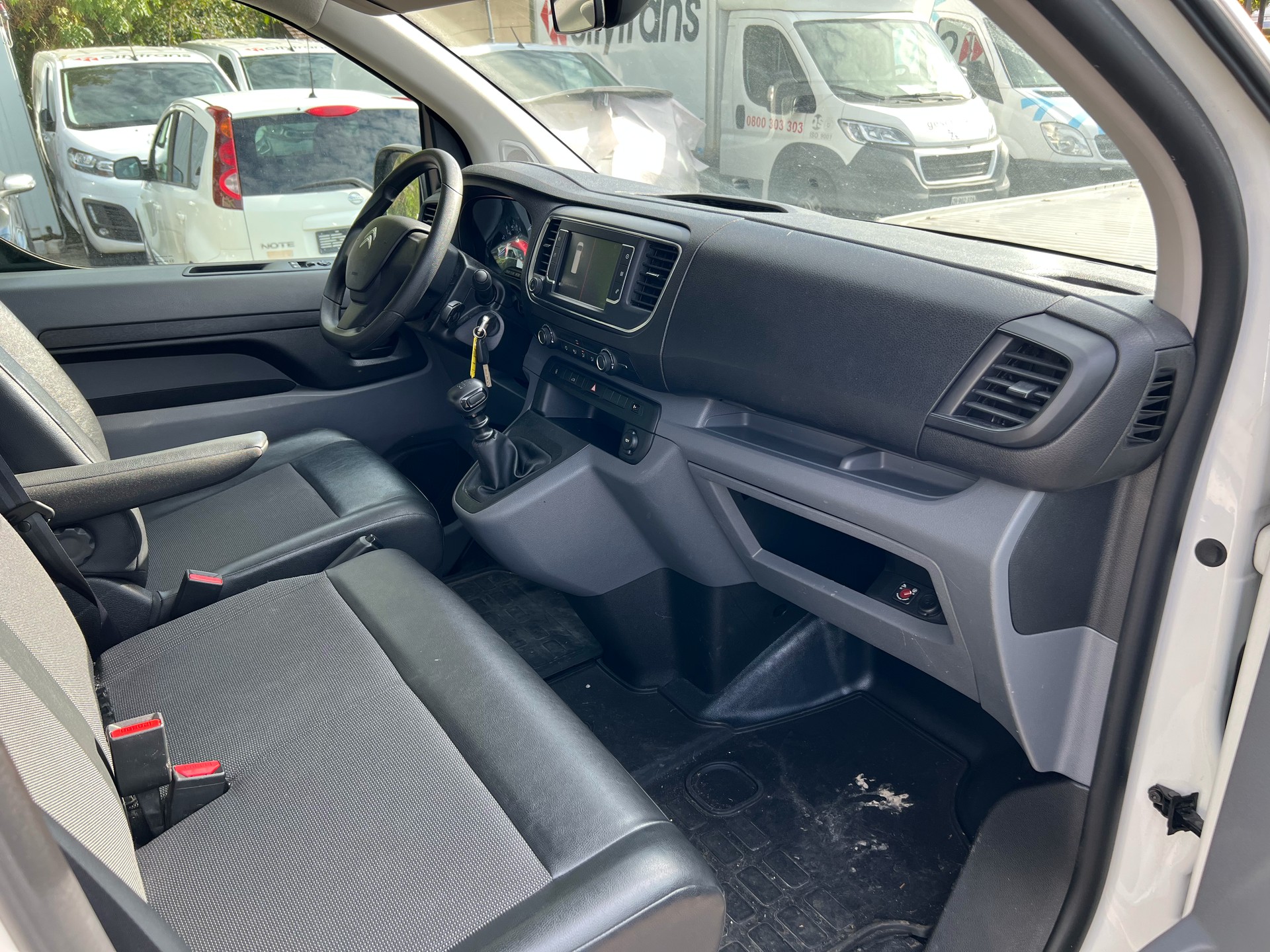 CITROEN Jumpy 2.0 BlueHDi 120 XL Komfort-image-9
