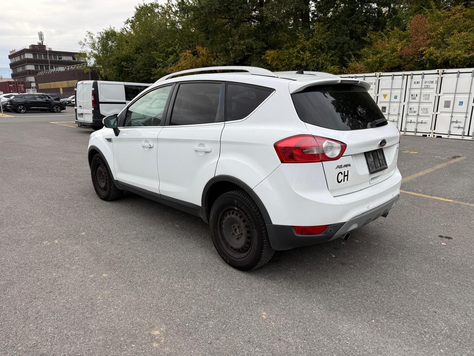 FORD Kuga 2.0 TDCi Individual 4WD PowerShift-image-1