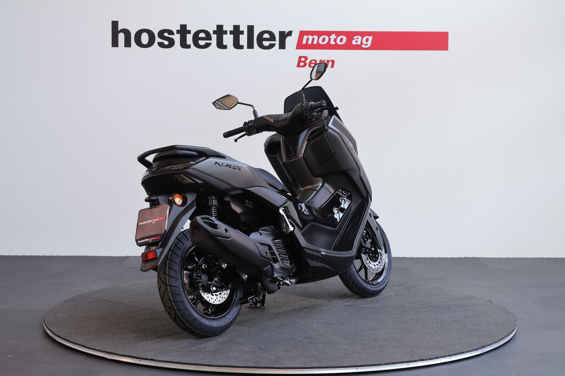 YAMAHA NMAX 125-showroom-element-2